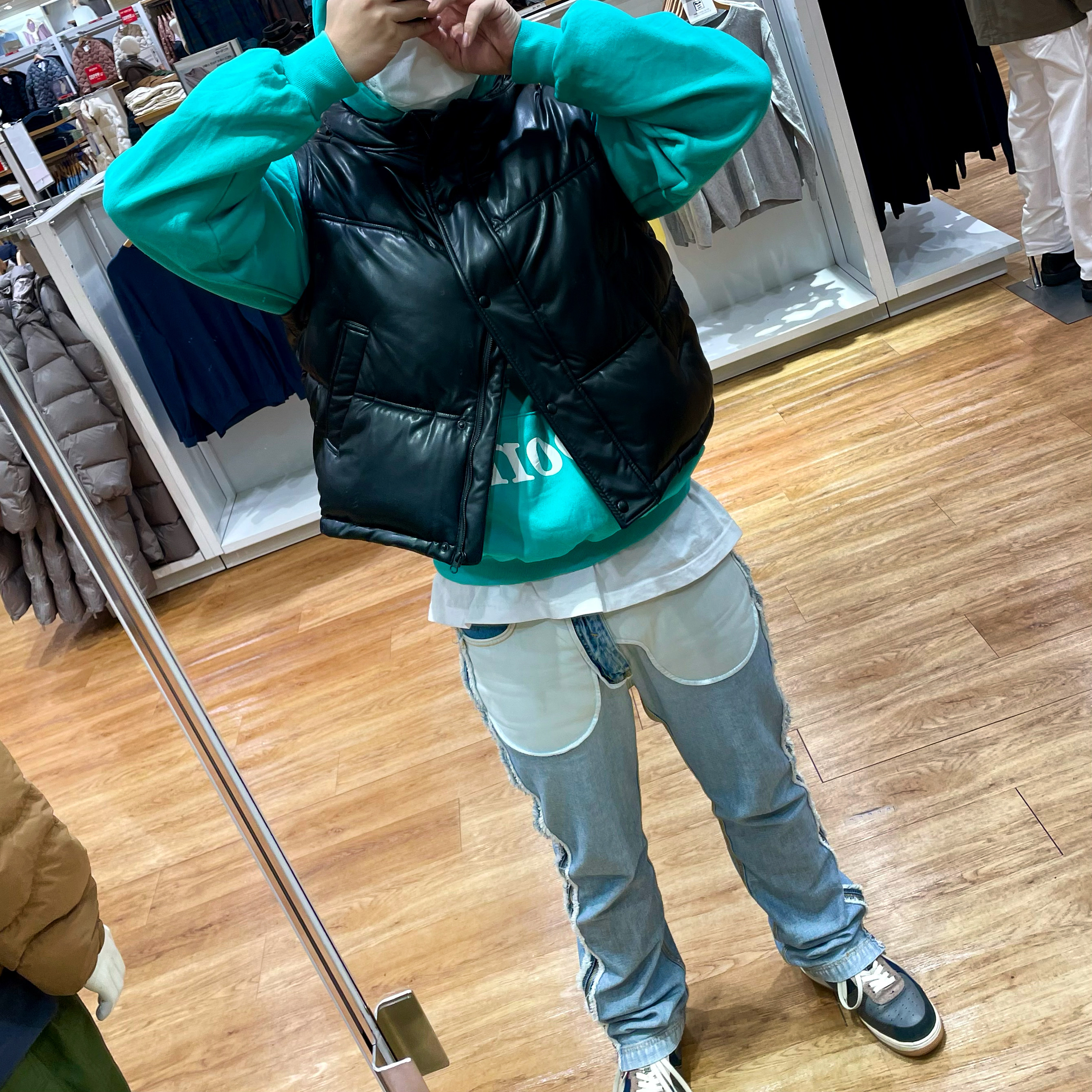 Nike x Travis Scott Air Force 1 Low Cactus Jack 착용 스타일