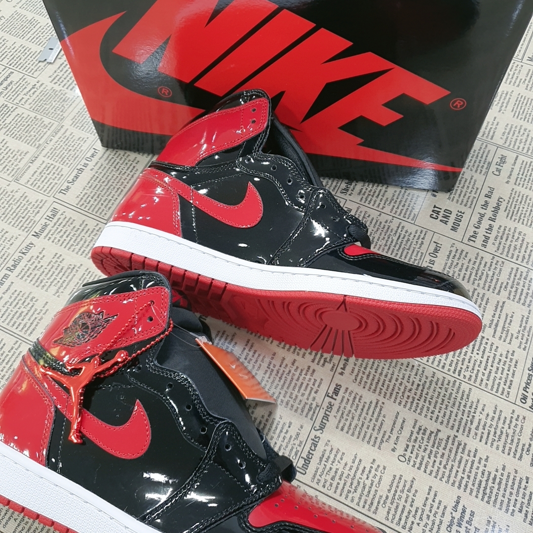 Jordan 1 Retro High OG Patent Bred 착용 스타일
