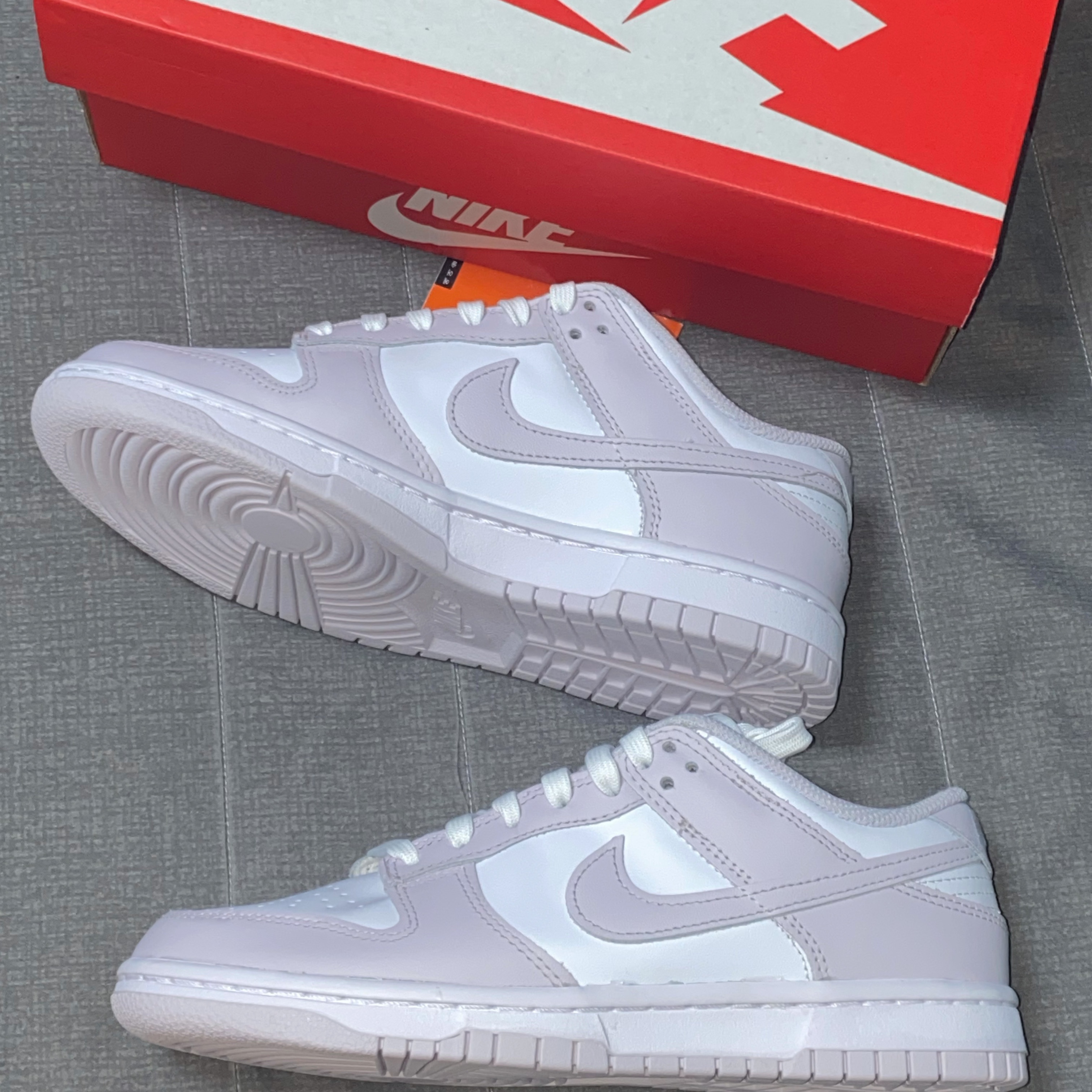 (W) Nike Dunk Low Venice 착용 스타일 - 1