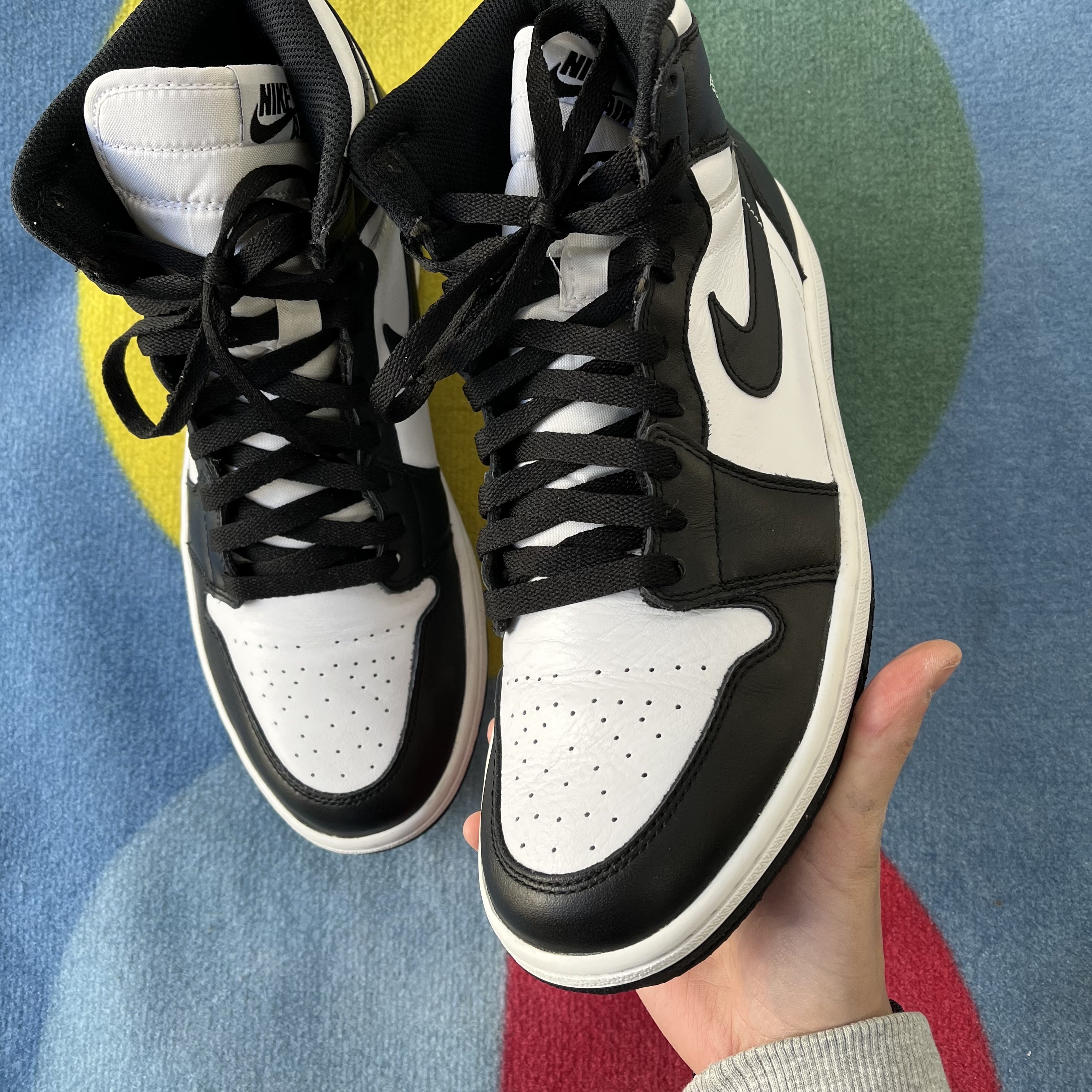 Jordan 1 Retro High OG Black White 2014 착용 스타일 - 4