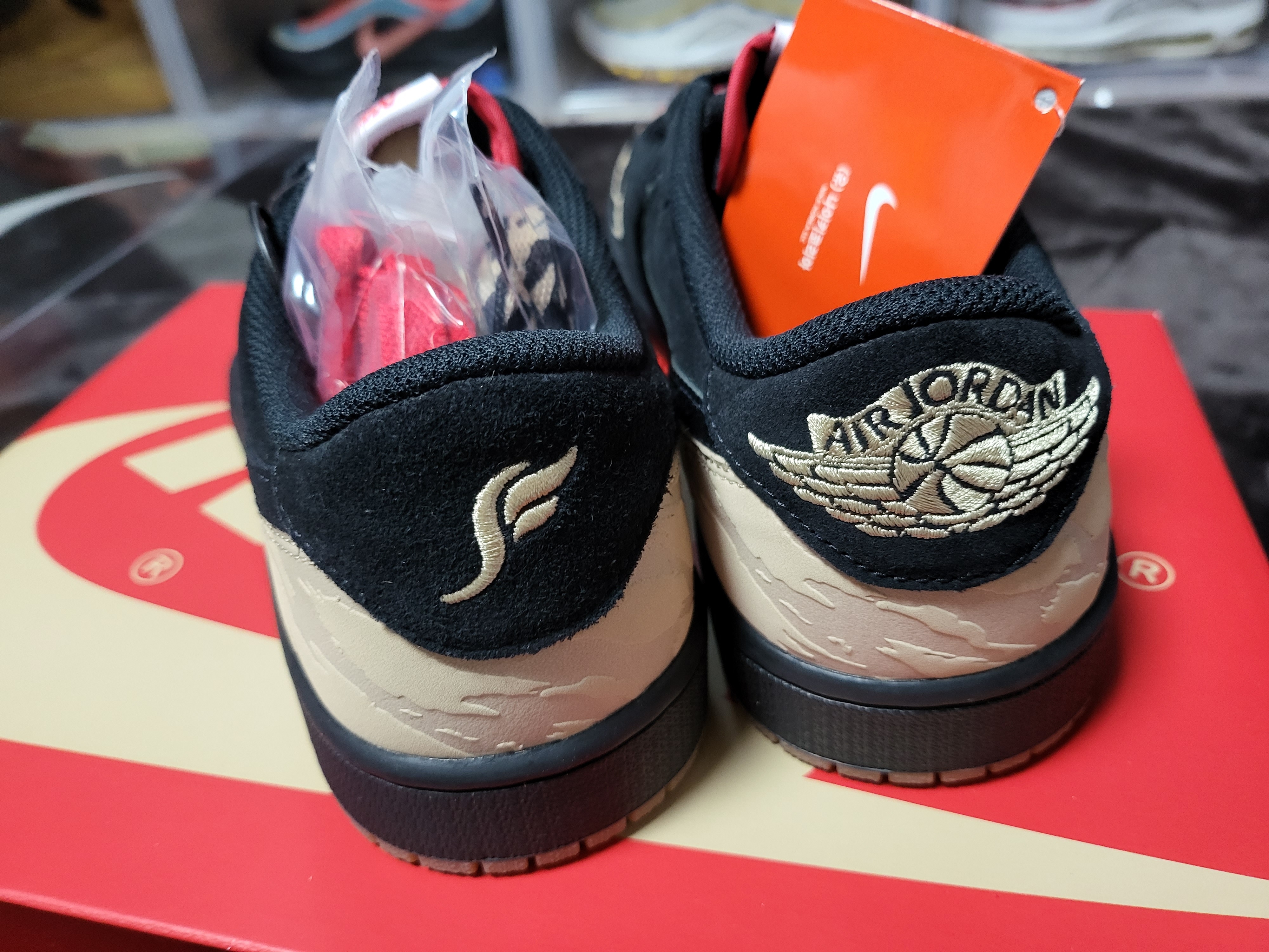Puma x Ader Error California Whisper White, Nike x Supreme Air Force 1 Low Black 착용 스타일 - 4