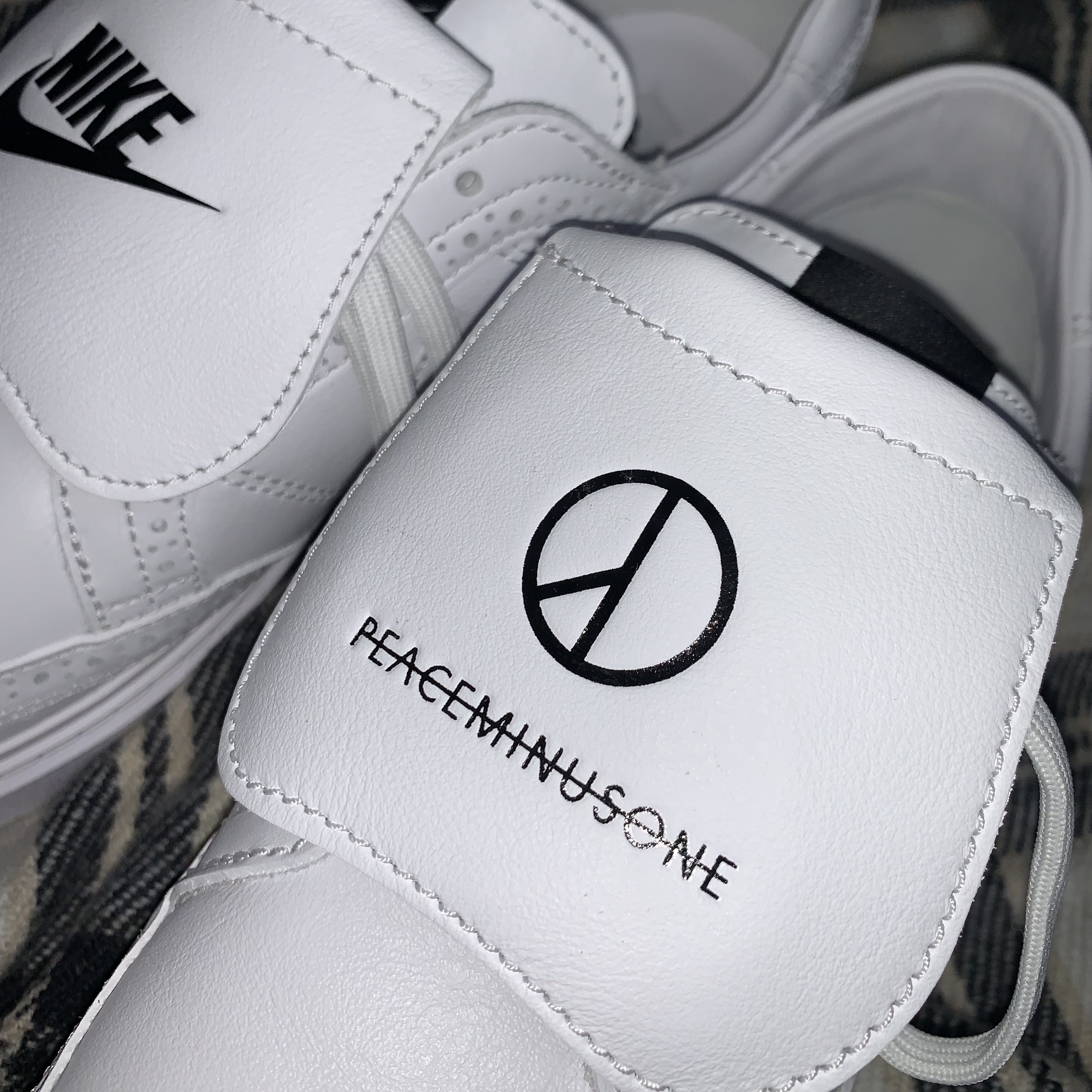 Nike x Peaceminusone Kwondo1 White 착용 스타일 - 2