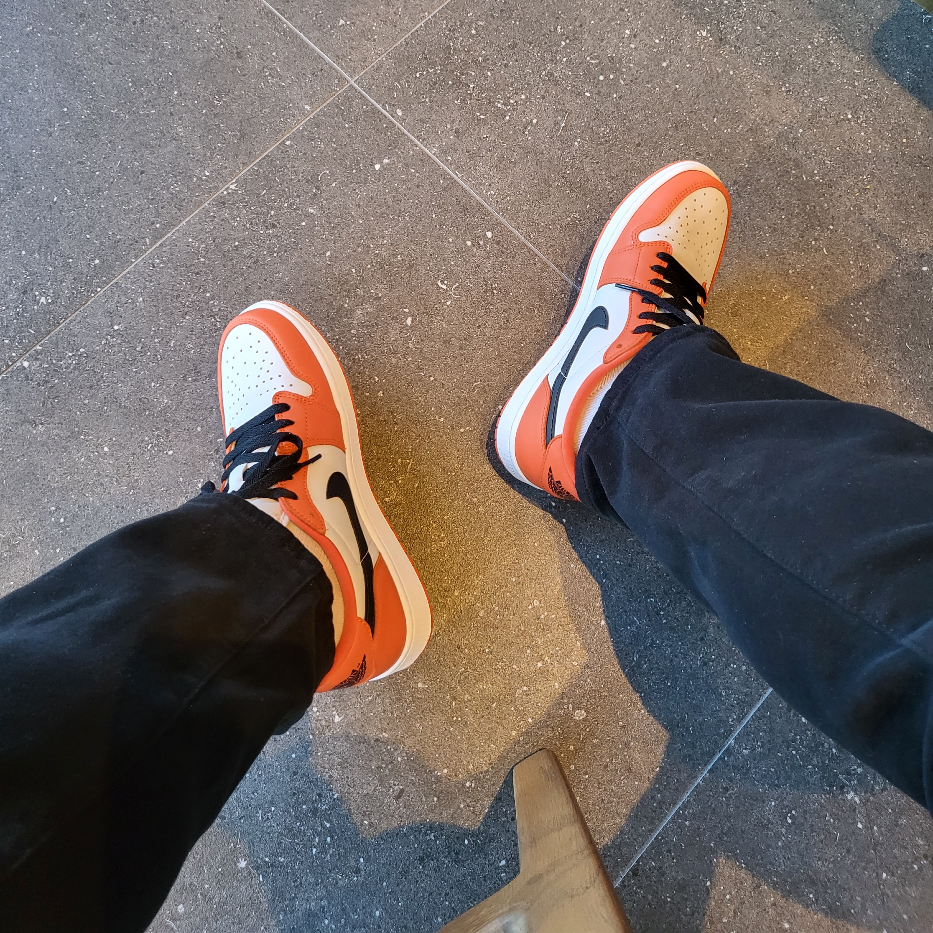 Jordan 1 Low OG Starfish 착용 스타일
