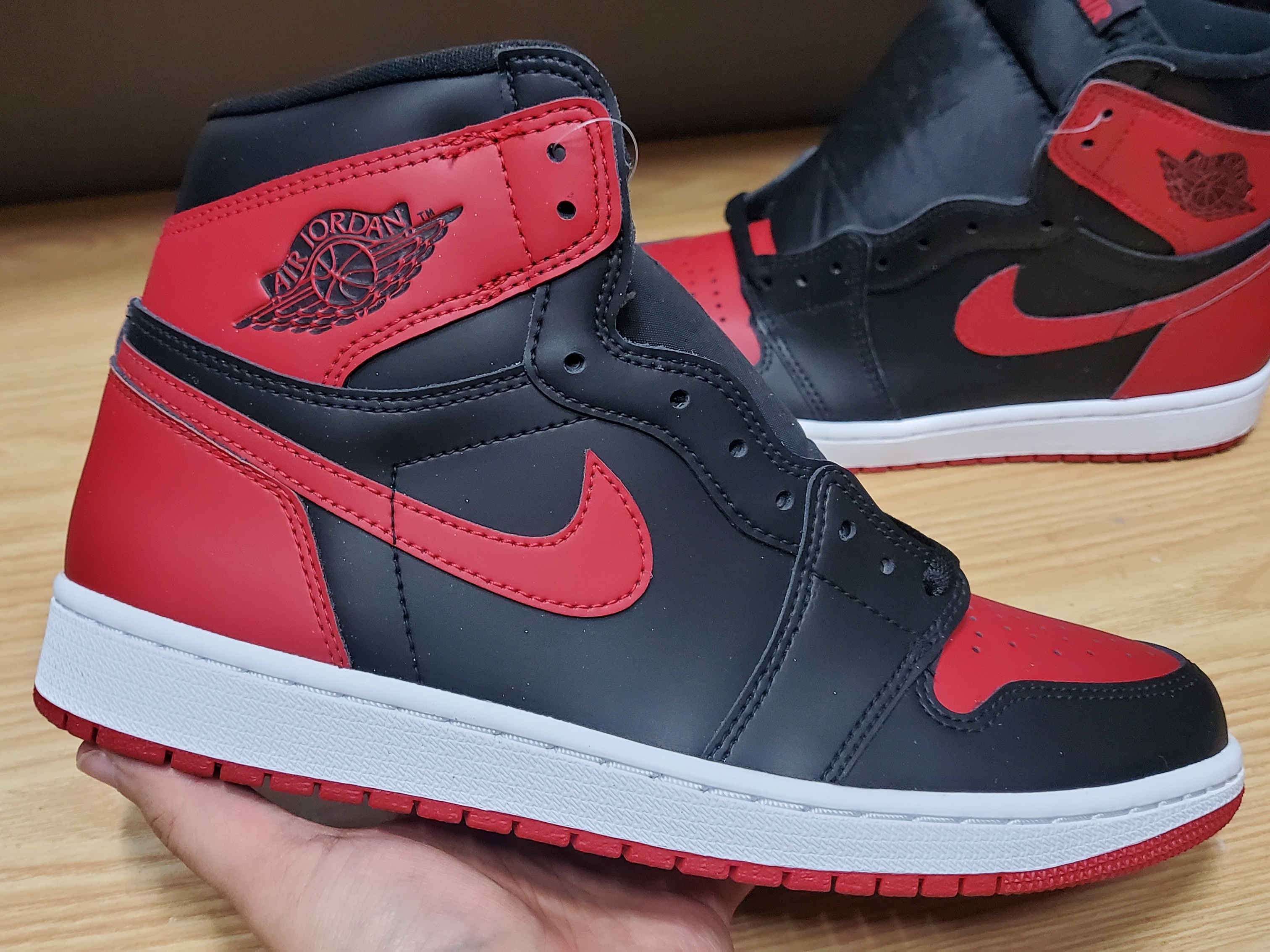 Jordan 1 Retro High OG Patent Bred 착용 스타일