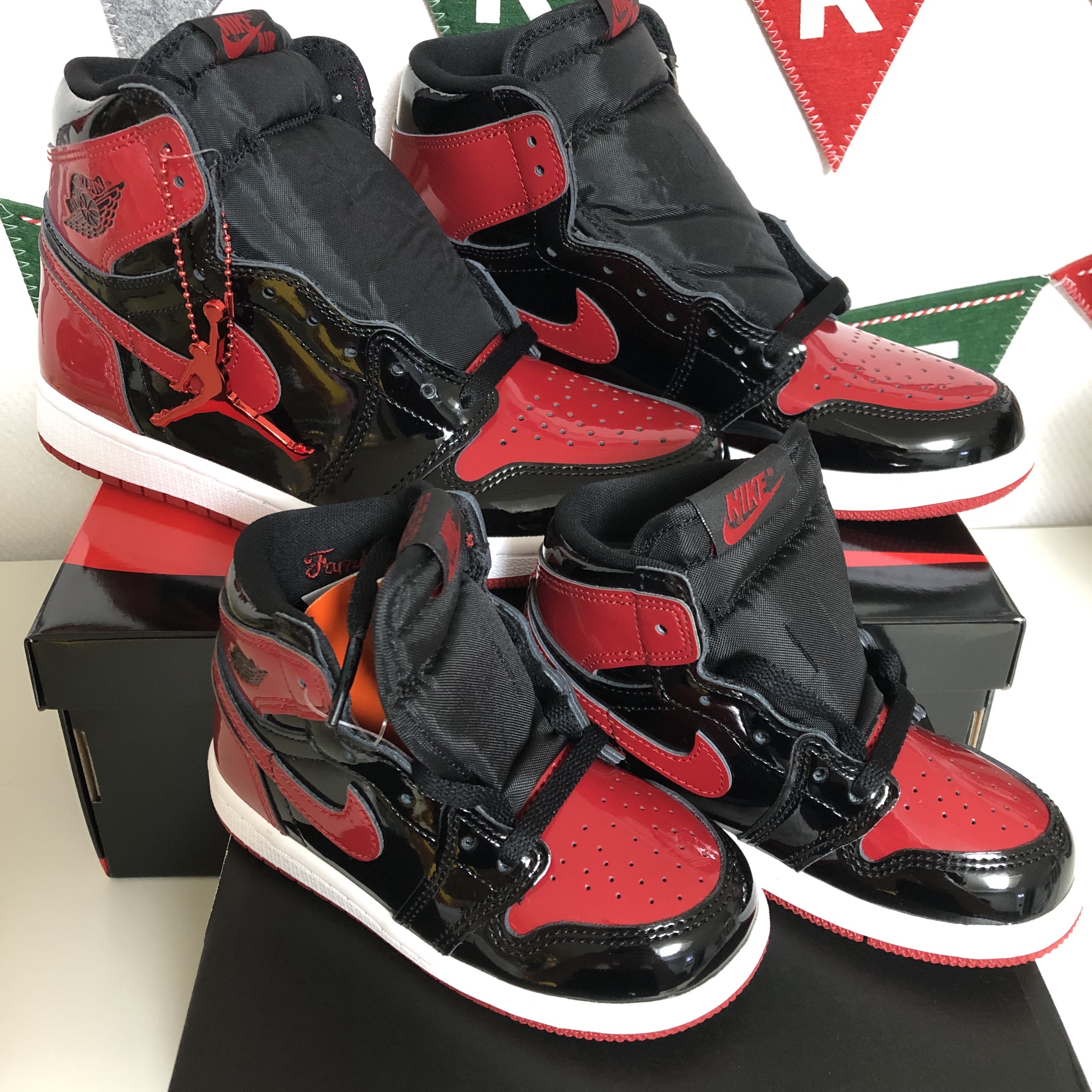 Jordan 1 Retro High OG Patent Bred 착용 스타일 - 2