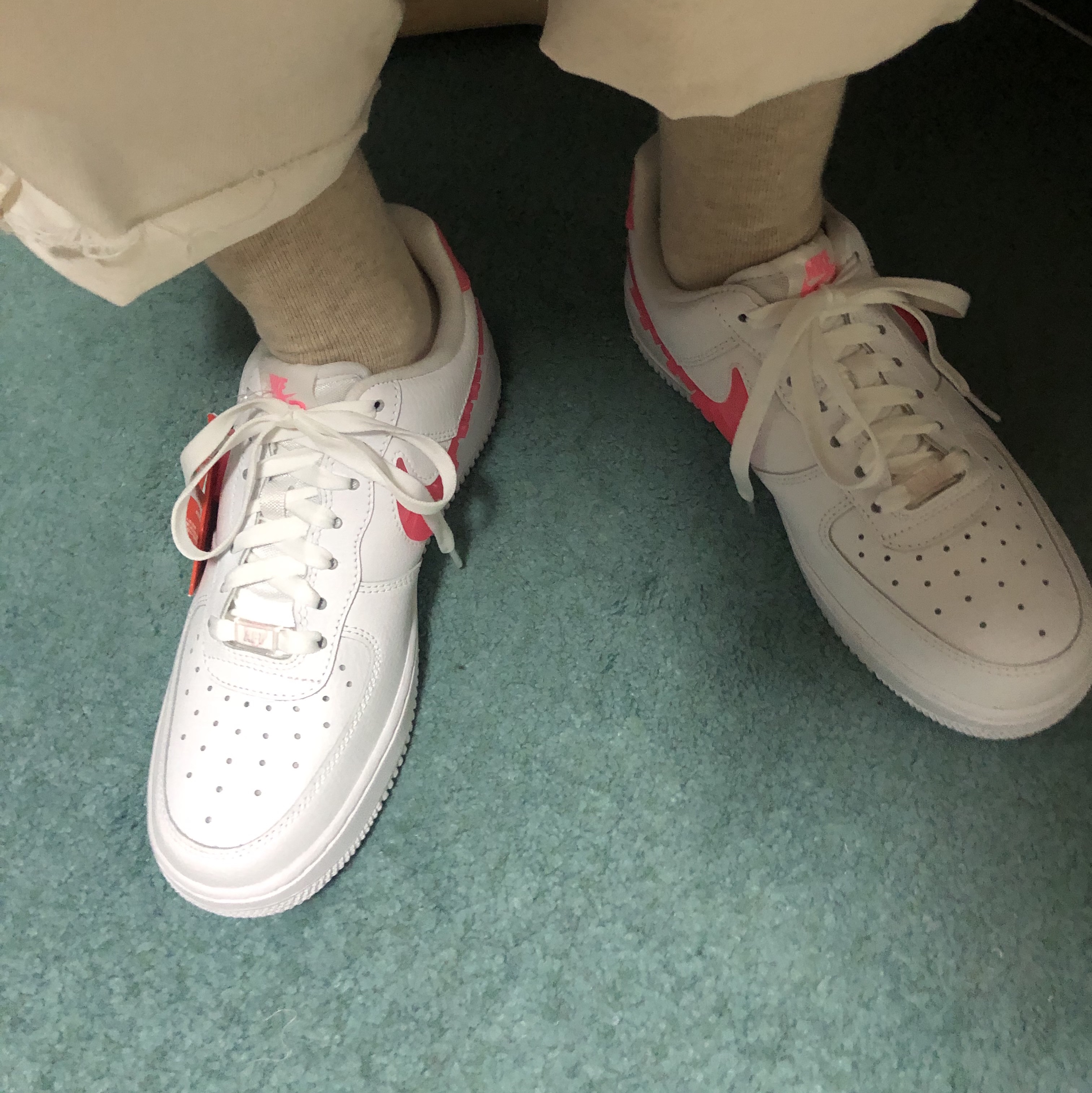 (W) Nike Air Force 1 '07 SE Love for All 착용 스타일
