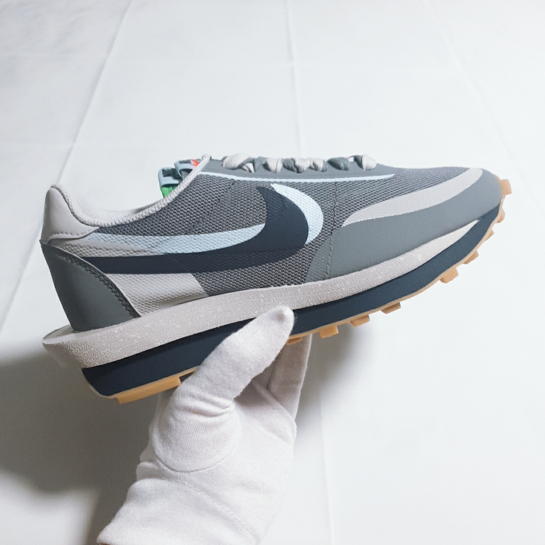 Nike x Sacai x Clot LDWaffle Cool Grey 착용 스타일 - 1