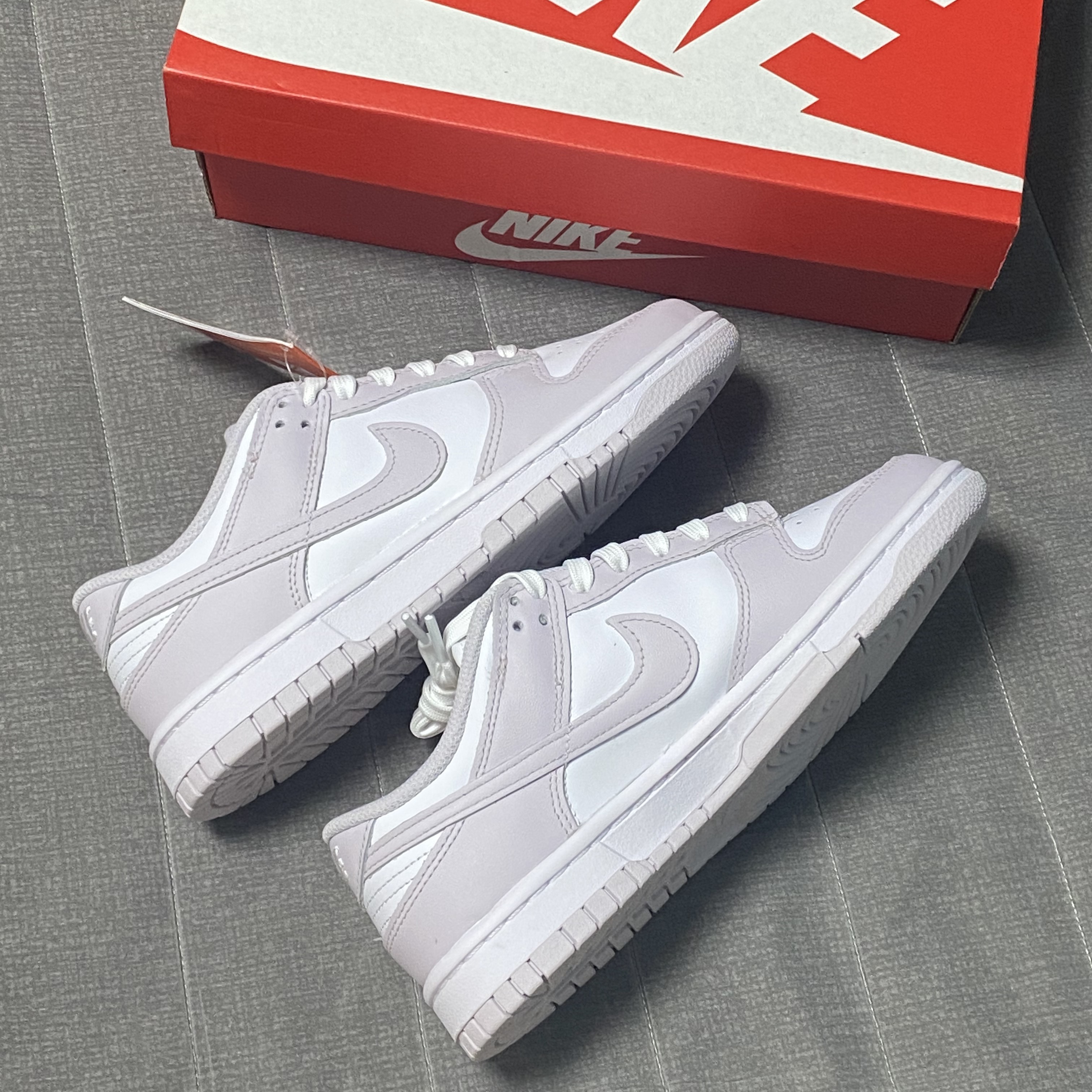 (W) Nike Dunk Low Venice 착용 스타일 - 2