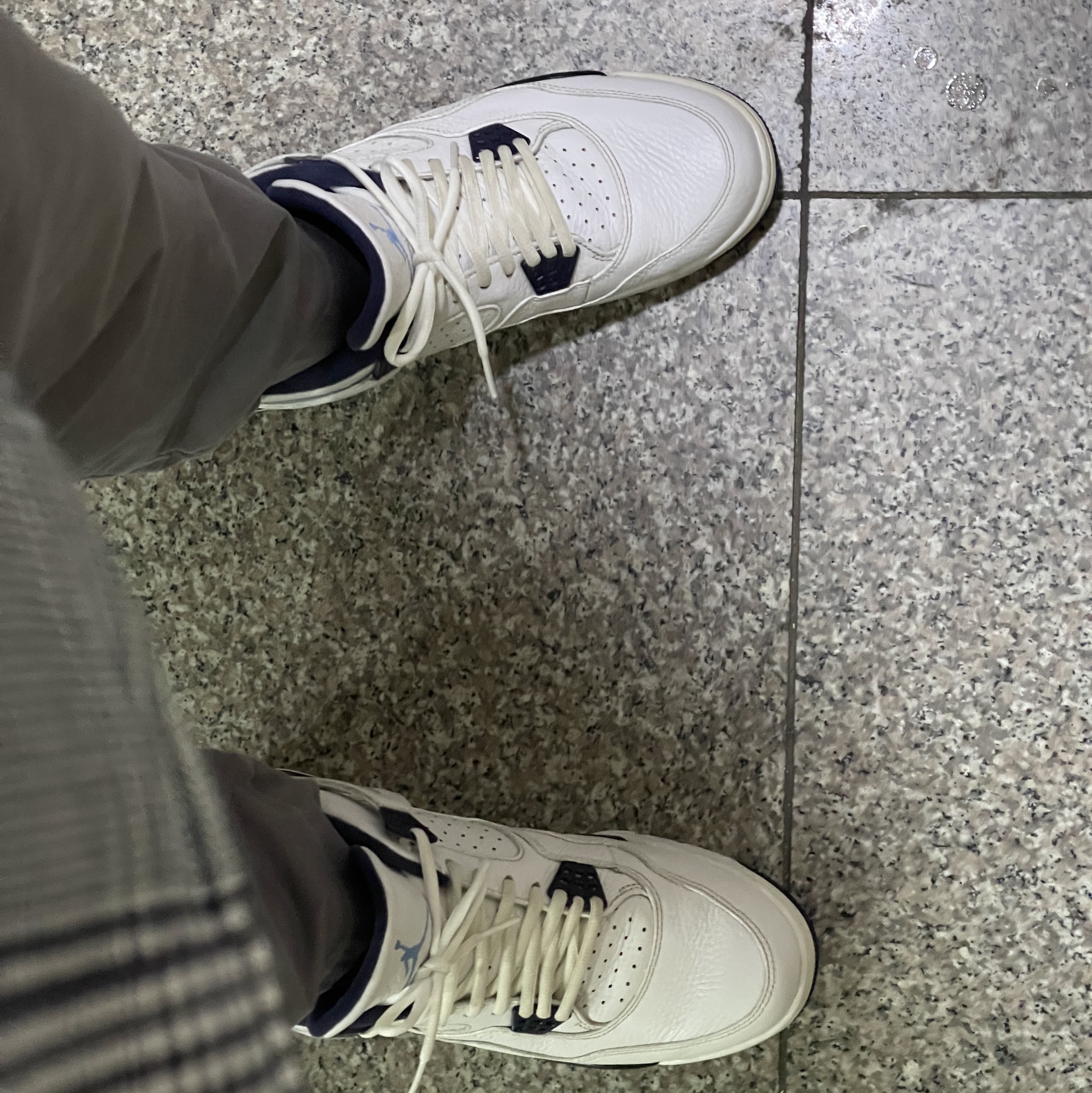 Jordan 4 Retro Columbia 2015 착용 스타일 - 1
