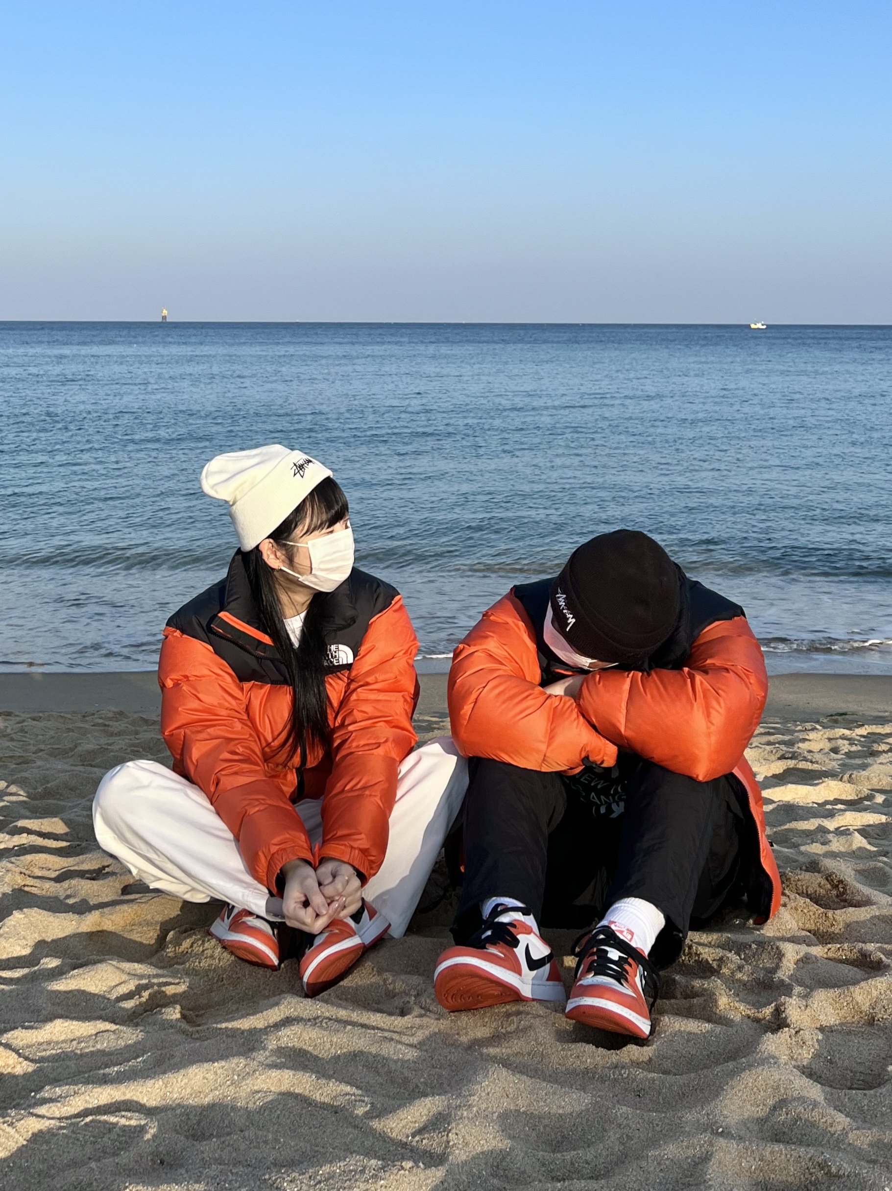 Jordan 1 Low OG Starfish, Nike x Stussy Cuff Beanie White 착용 스타일