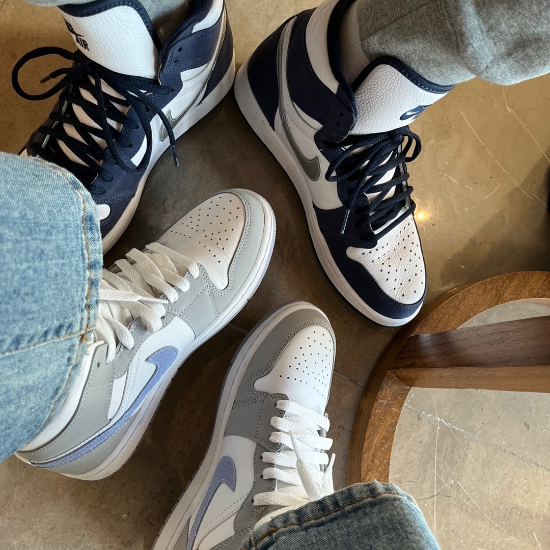(W) Jordan 1 Mid Wolf Grey, Jordan 1 Retro High OG CO.JP Midnight Navy 착용 스타일 - 1