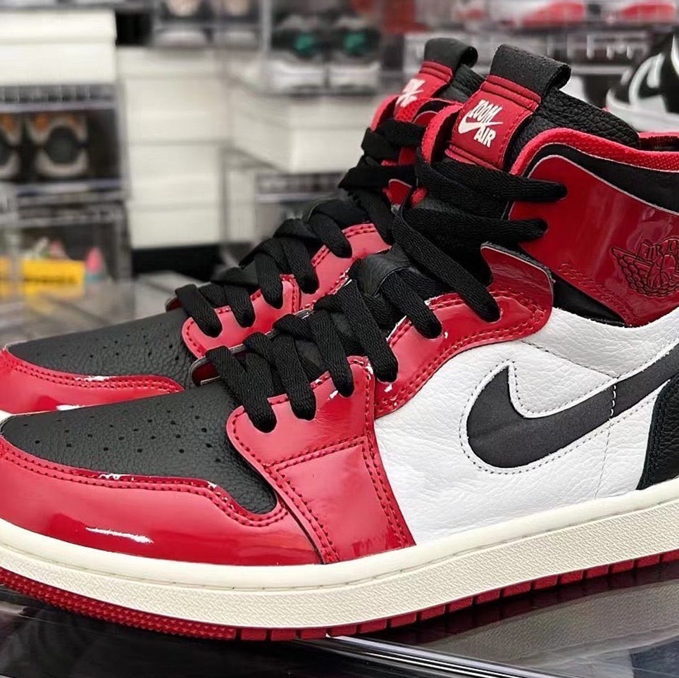 (W) Jordan 1 Zoom Air CMFT Gym Red Black 착용 스타일 - 2