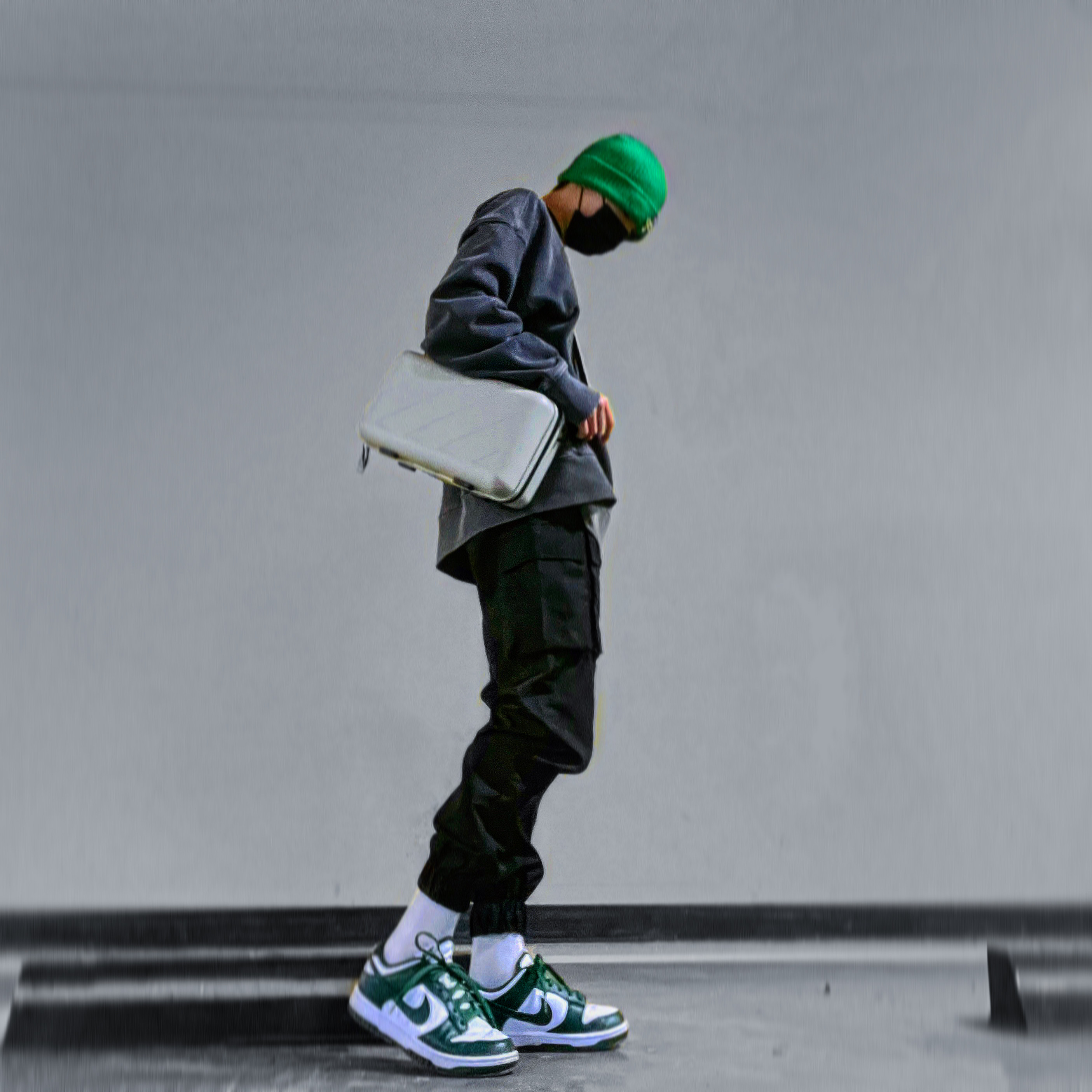 Nike Dunk Low Retro Varsity Green, Off-White x Amore Pacific Protection Box (Without Cosmetics) 착용 스타일 - 2