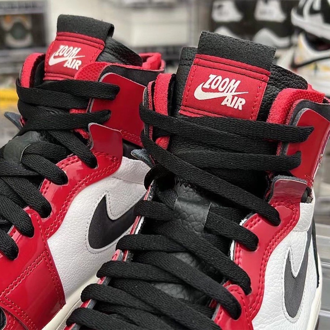 (W) Jordan 1 Zoom Air CMFT Gym Red Black 착용 스타일 - 3