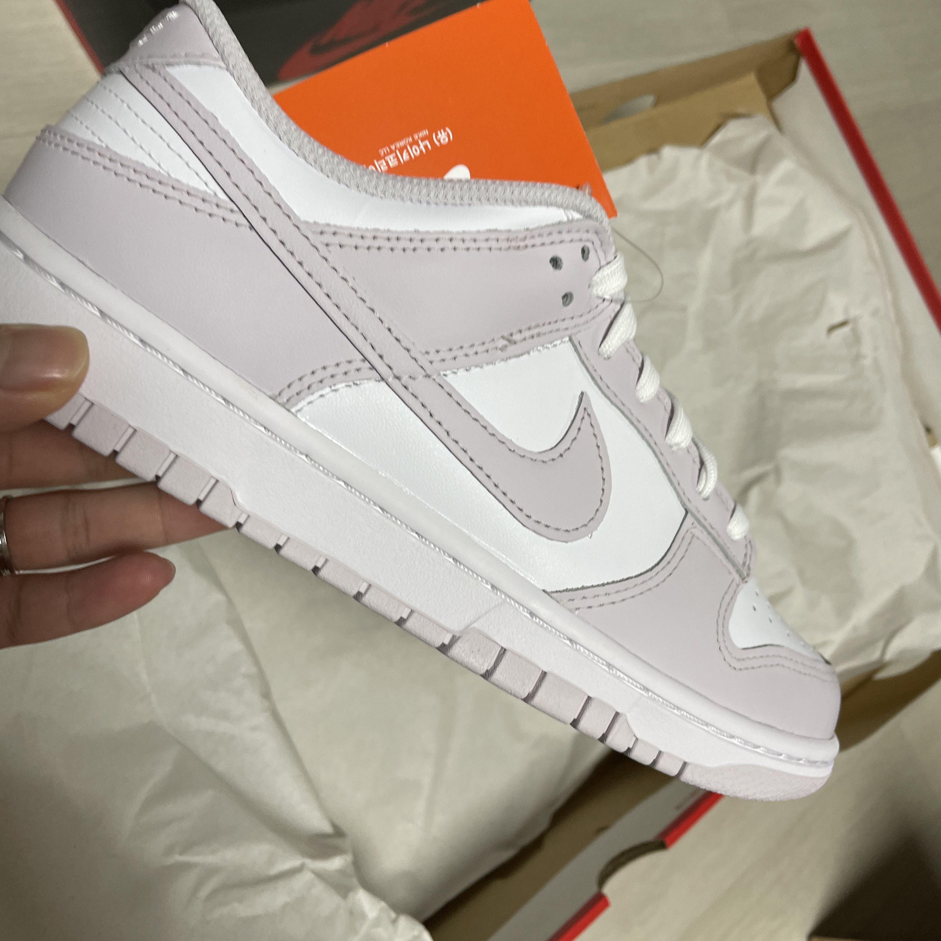 (W) Nike Dunk Low Venice 착용 스타일