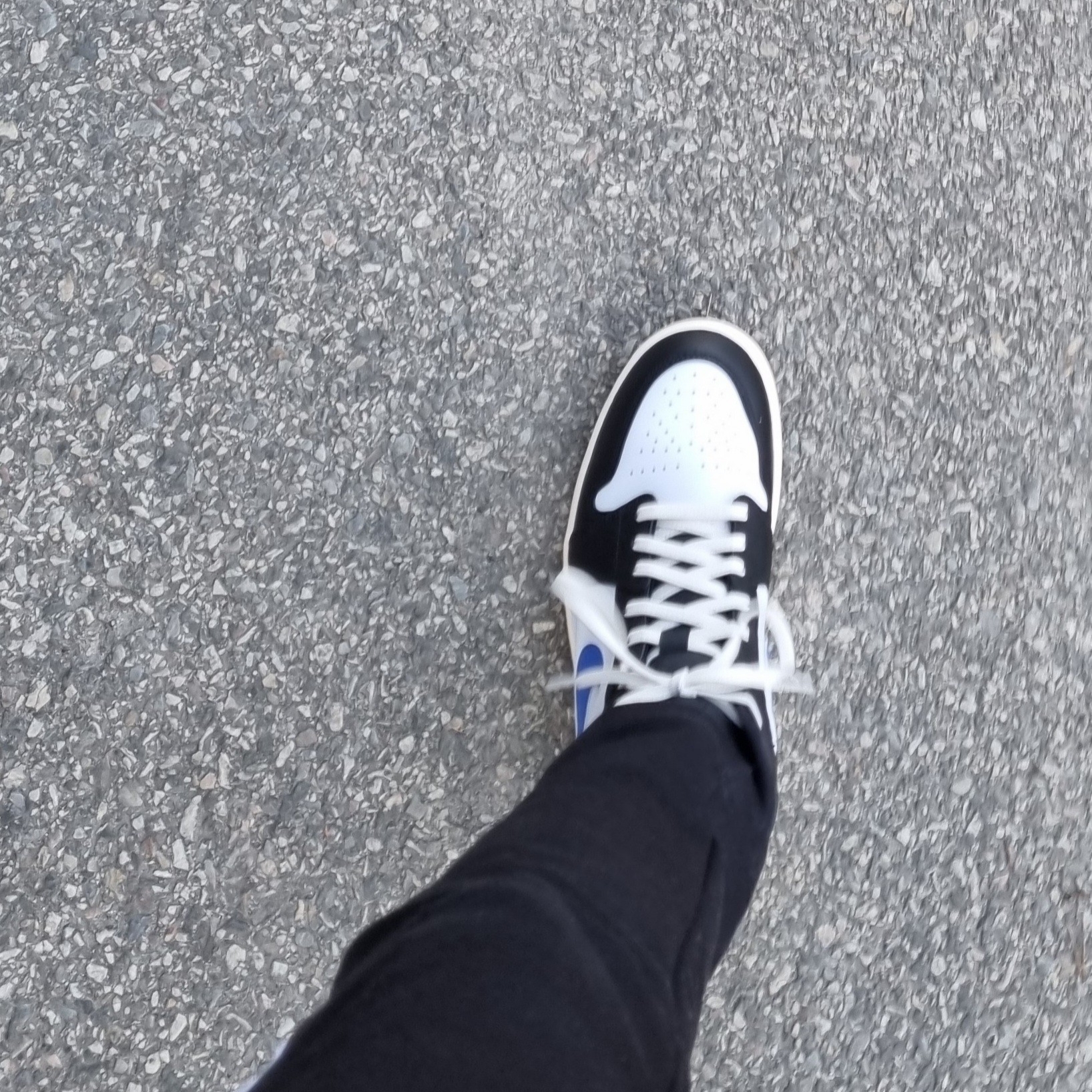 Jordan 1 Mid Racer Blue 착용 스타일 - 2