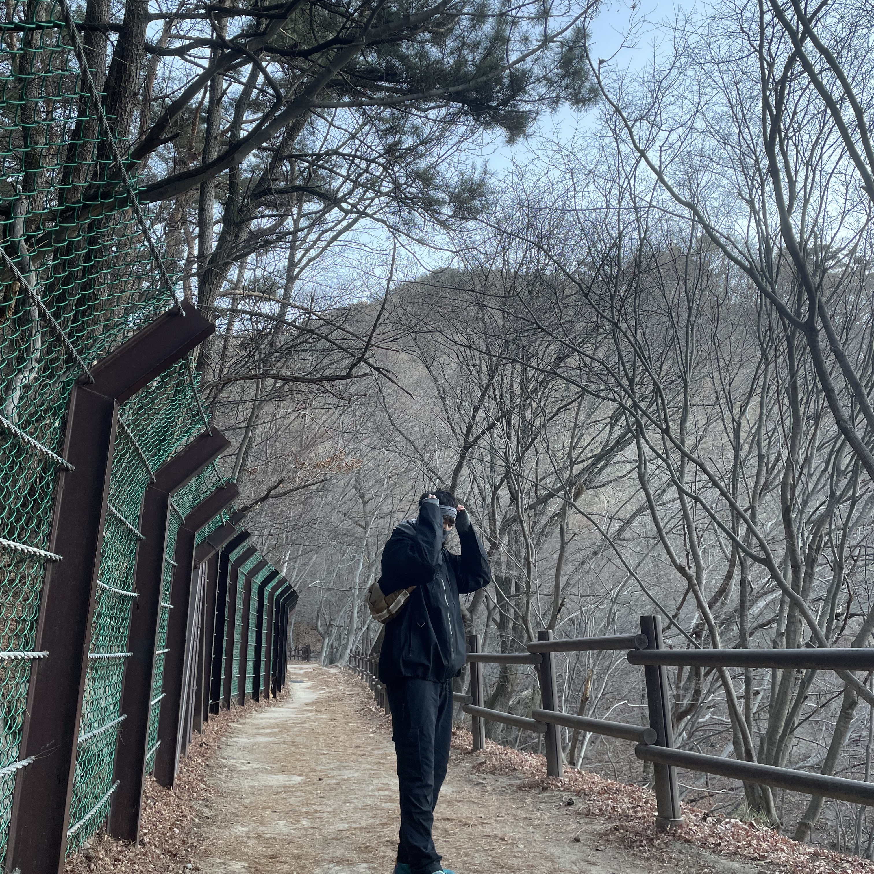 Nike ACG Convertible Pants Black - Asia, Nike ACG Gore-Tex Misery Ridge Jacket Black - US/EU 착용 스타일 - 2