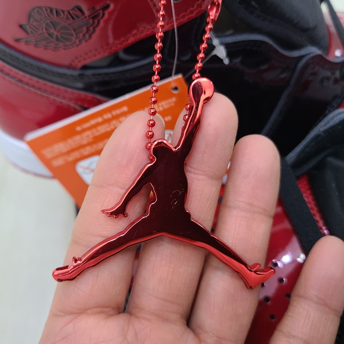 Jordan 1 Retro High OG Patent Bred 착용 스타일 - 5