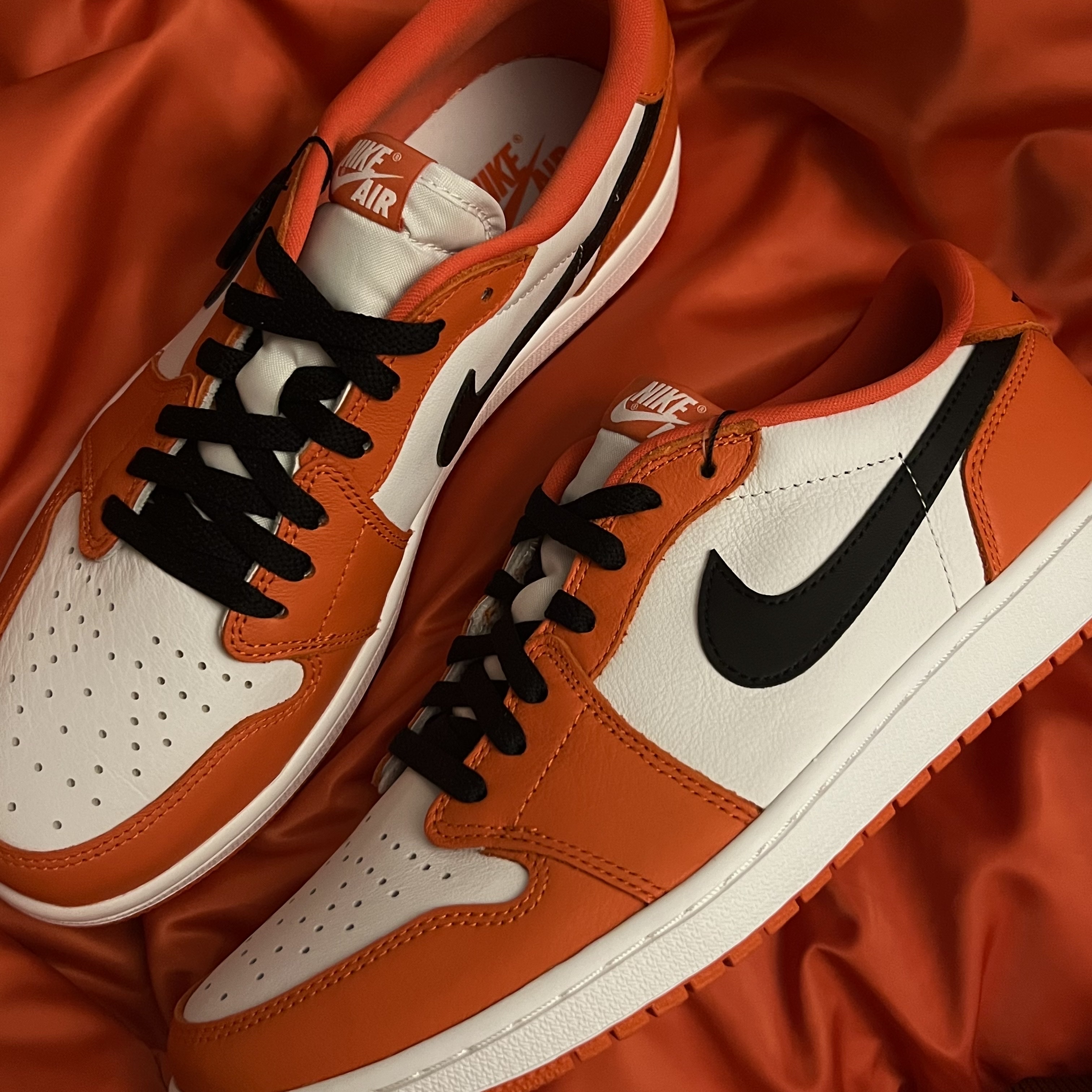 Jordan 1 Low OG Starfish, (W) Jordan 1 Low OG Starfish 착용 스타일