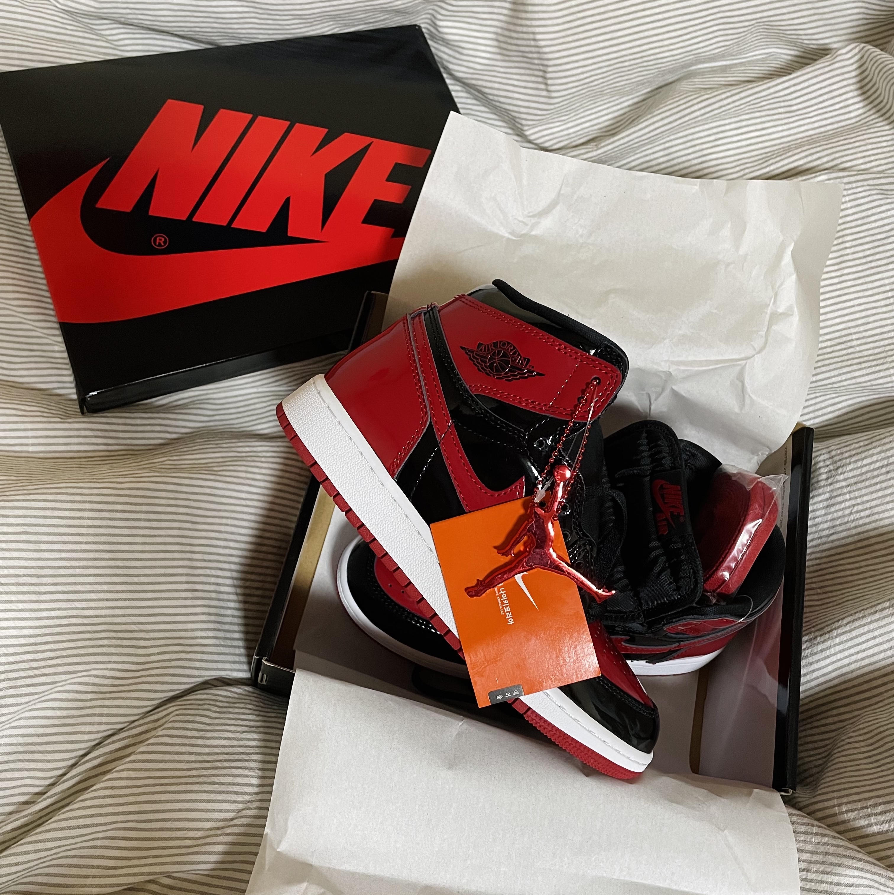 Jordan 1 Retro High OG Patent Bred, (GS) Jordan 1 Retro High OG Patent Bred 착용 스타일