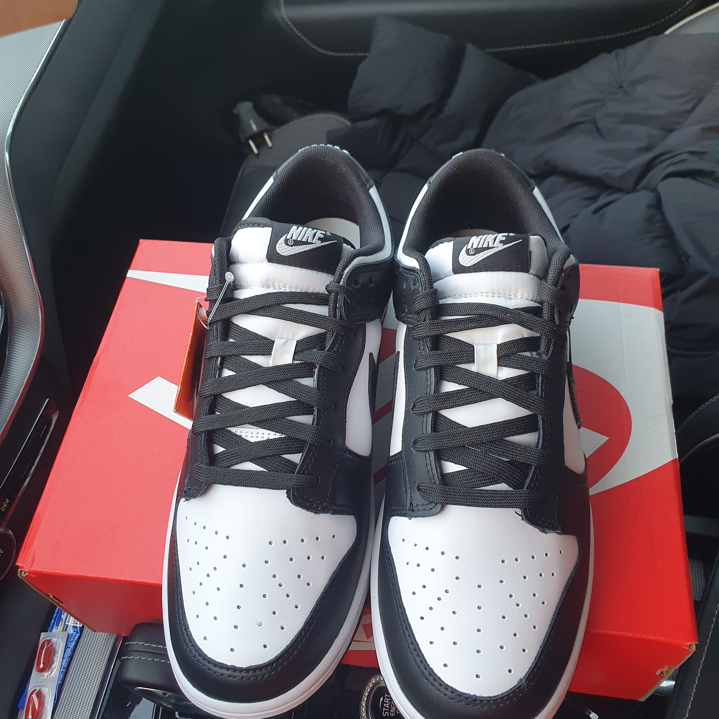 Nike Dunk Low Retro Black 착용 스타일 - 3
