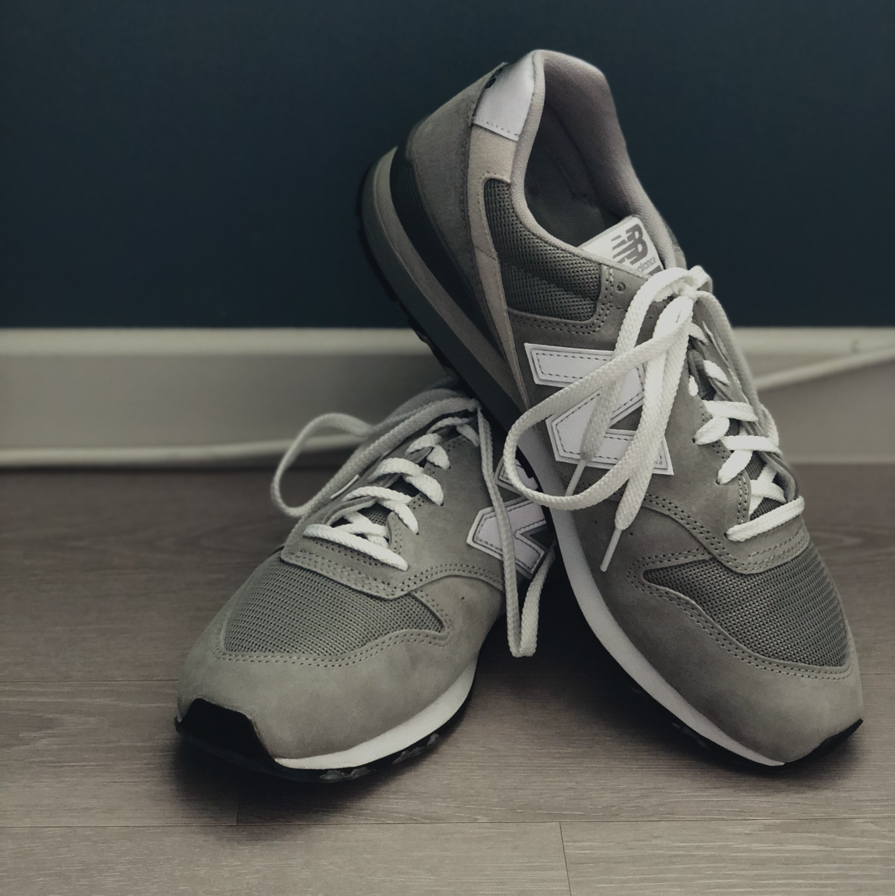 New Balance 996 Grey 착용 스타일 - 2