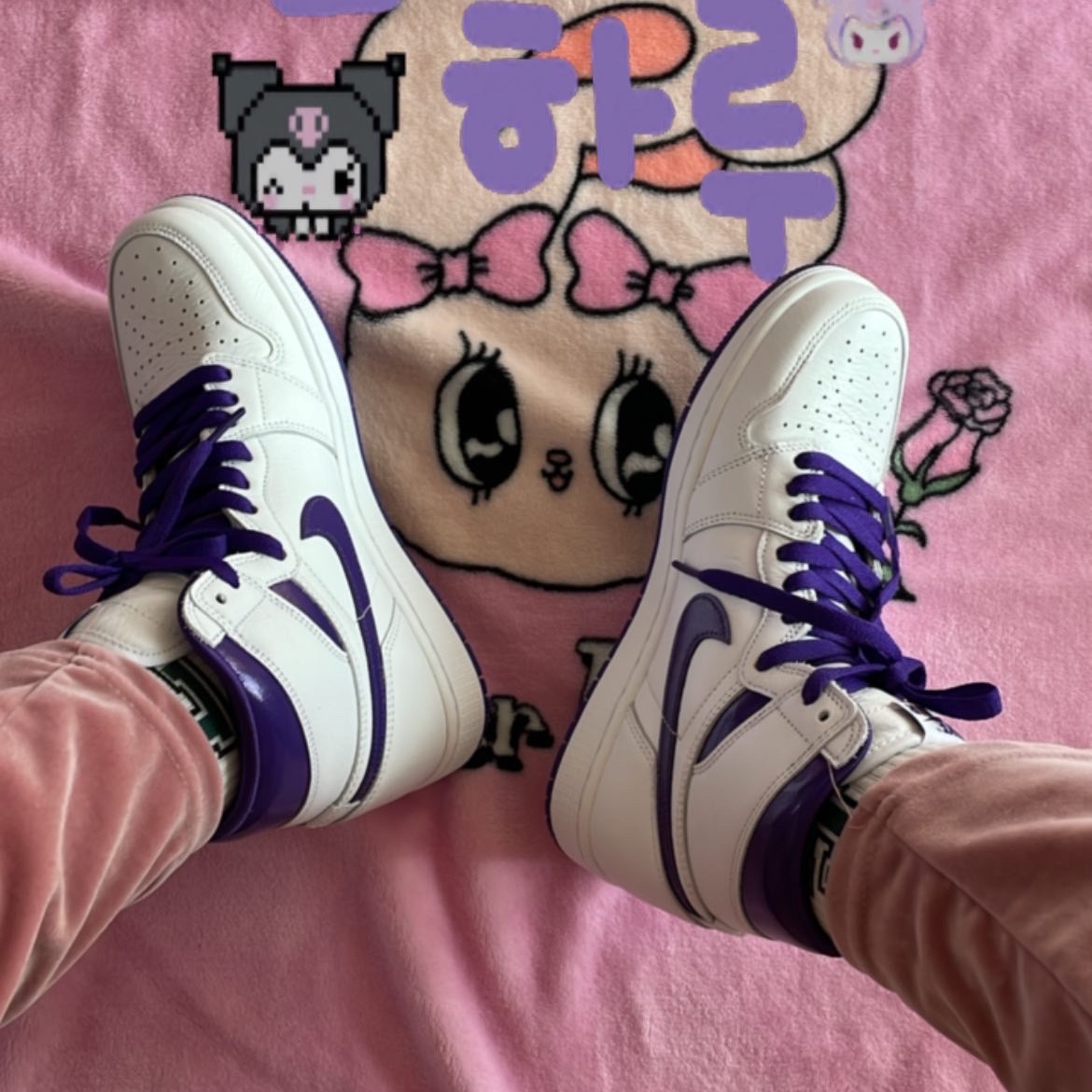 (W) Jordan 1 High OG Court Purple 착용 스타일 - 2