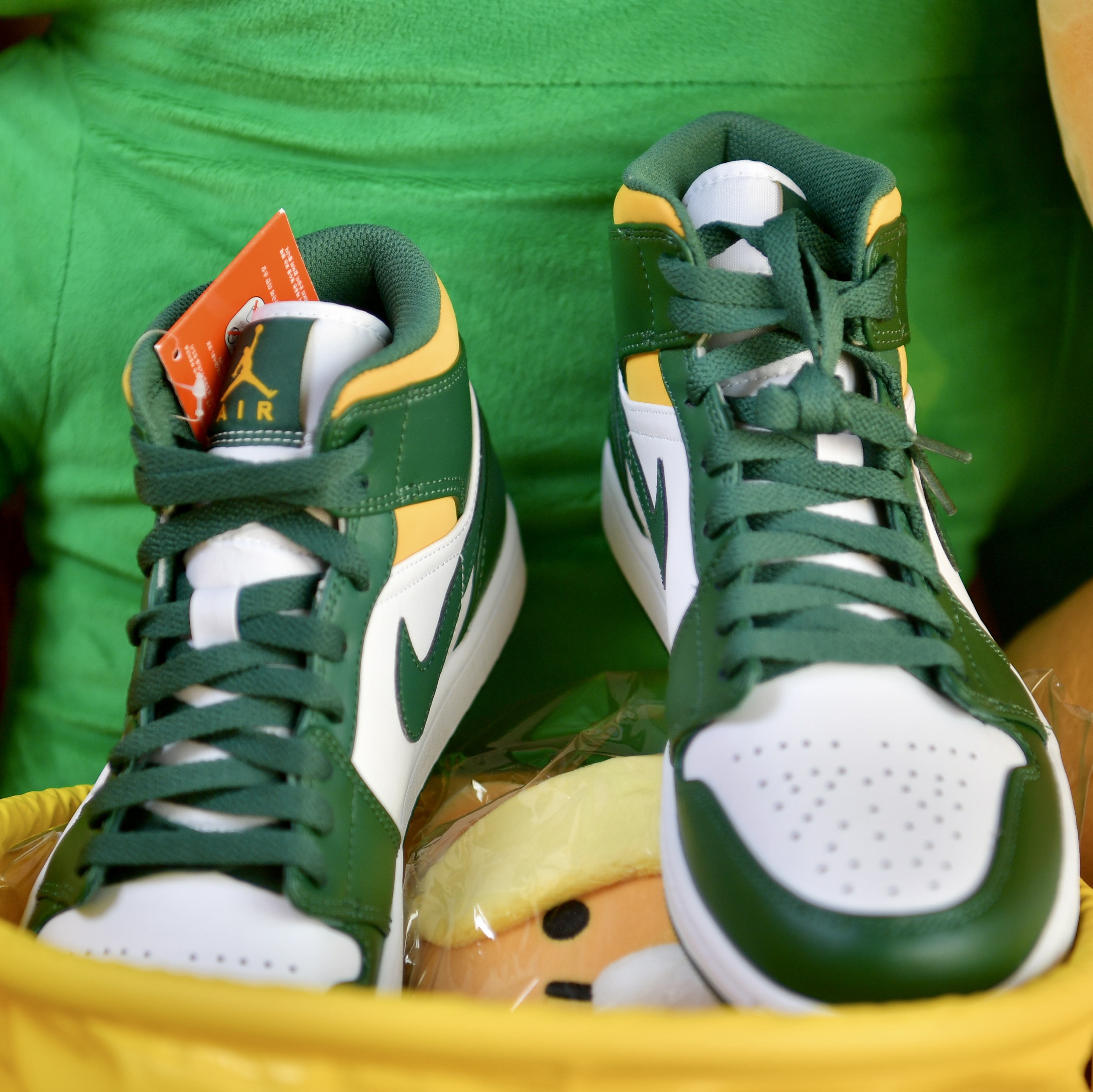 Jordan 1 Mid Sonics 2021 착용 스타일 - 3