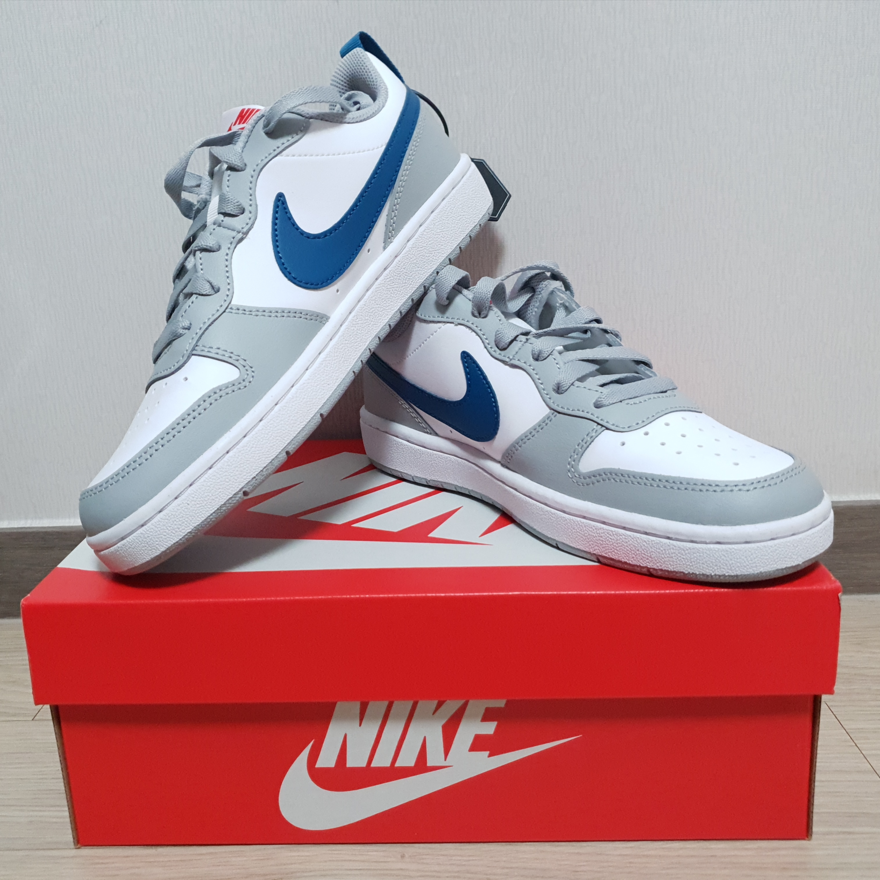 (GS) Nike Court Borough Low 2 Light Smoke Grey 착용 스타일