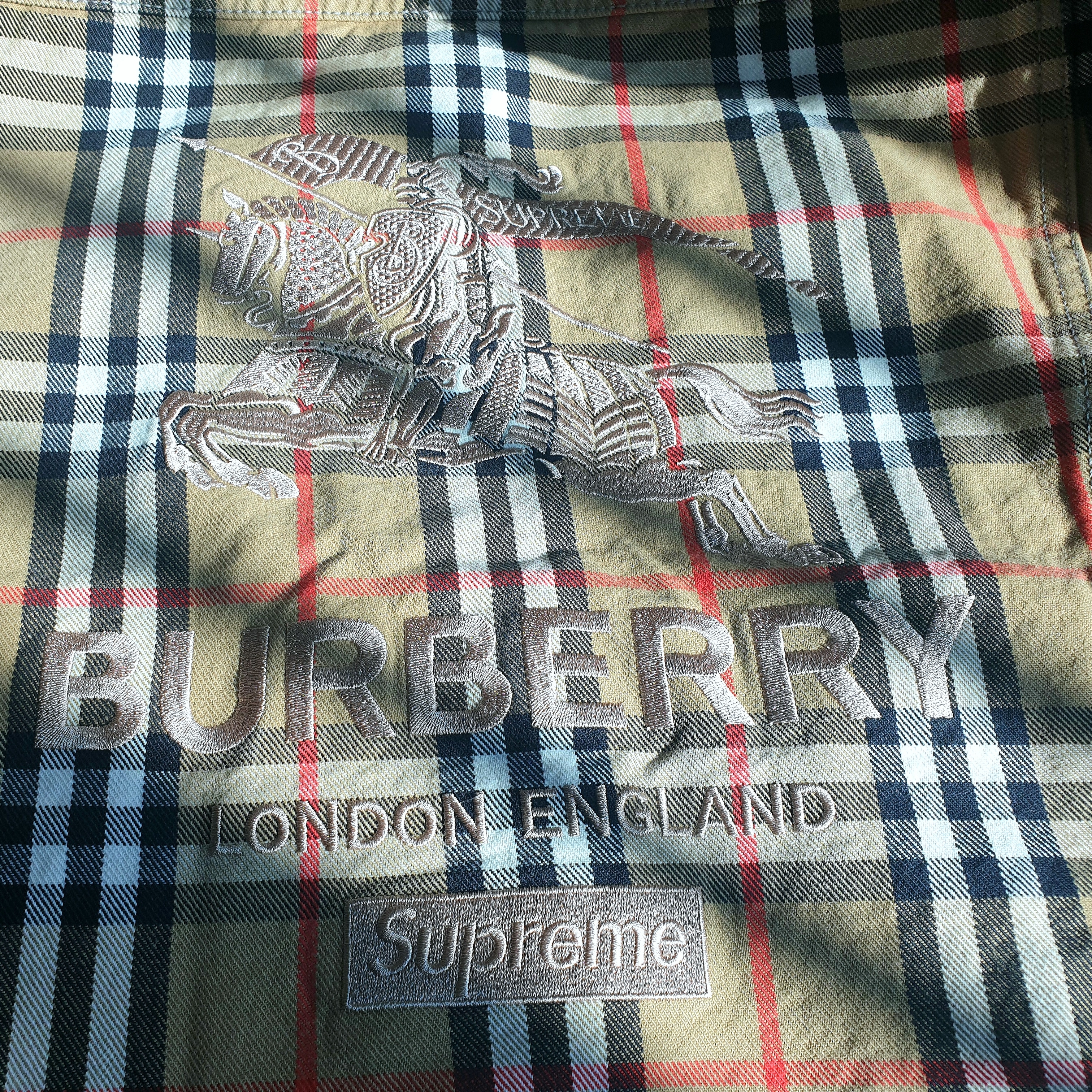 Supreme x Burberry Denim Trucker Jacket Beige - 22SS 착용 스타일