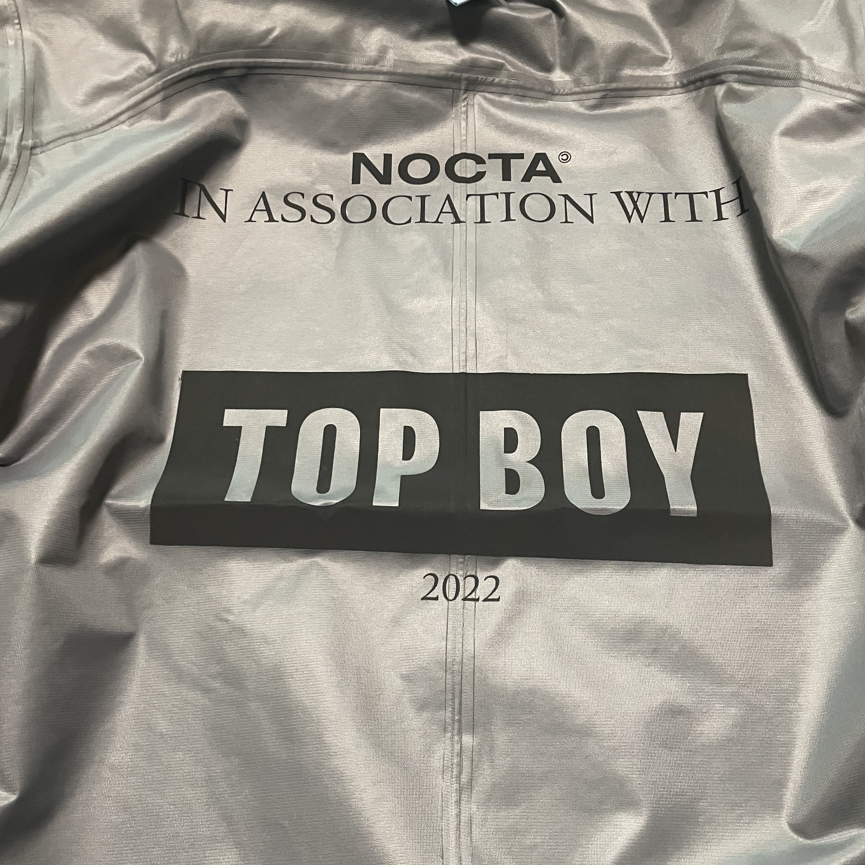 Nike x Drake Nocta x Top Boy Alien Gore-Tex Jacket Blue Black 착용 스타일 - 3