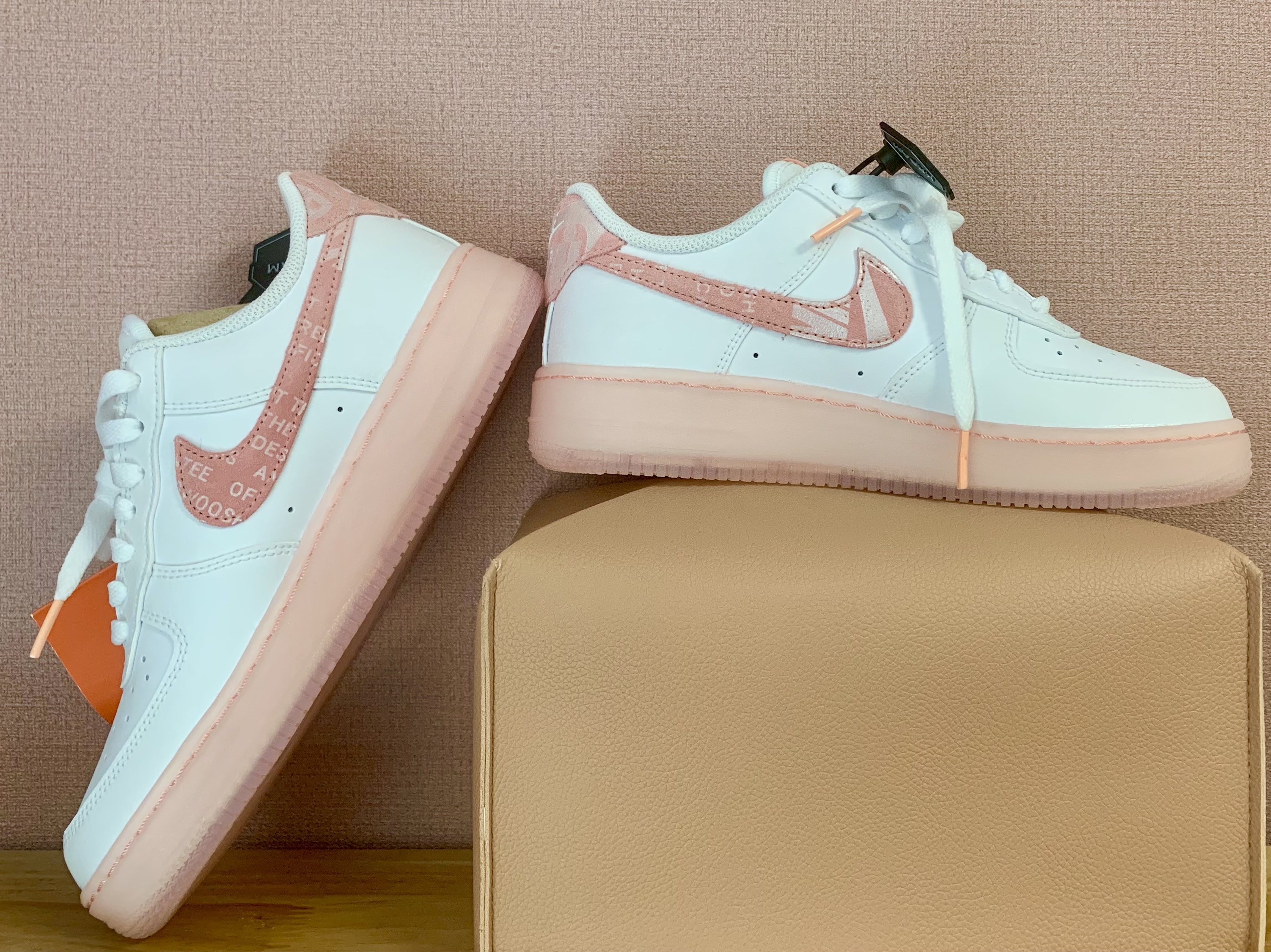 (W) Nike Air Force 1 '07 LV8 Copy and Paste 착용 스타일
