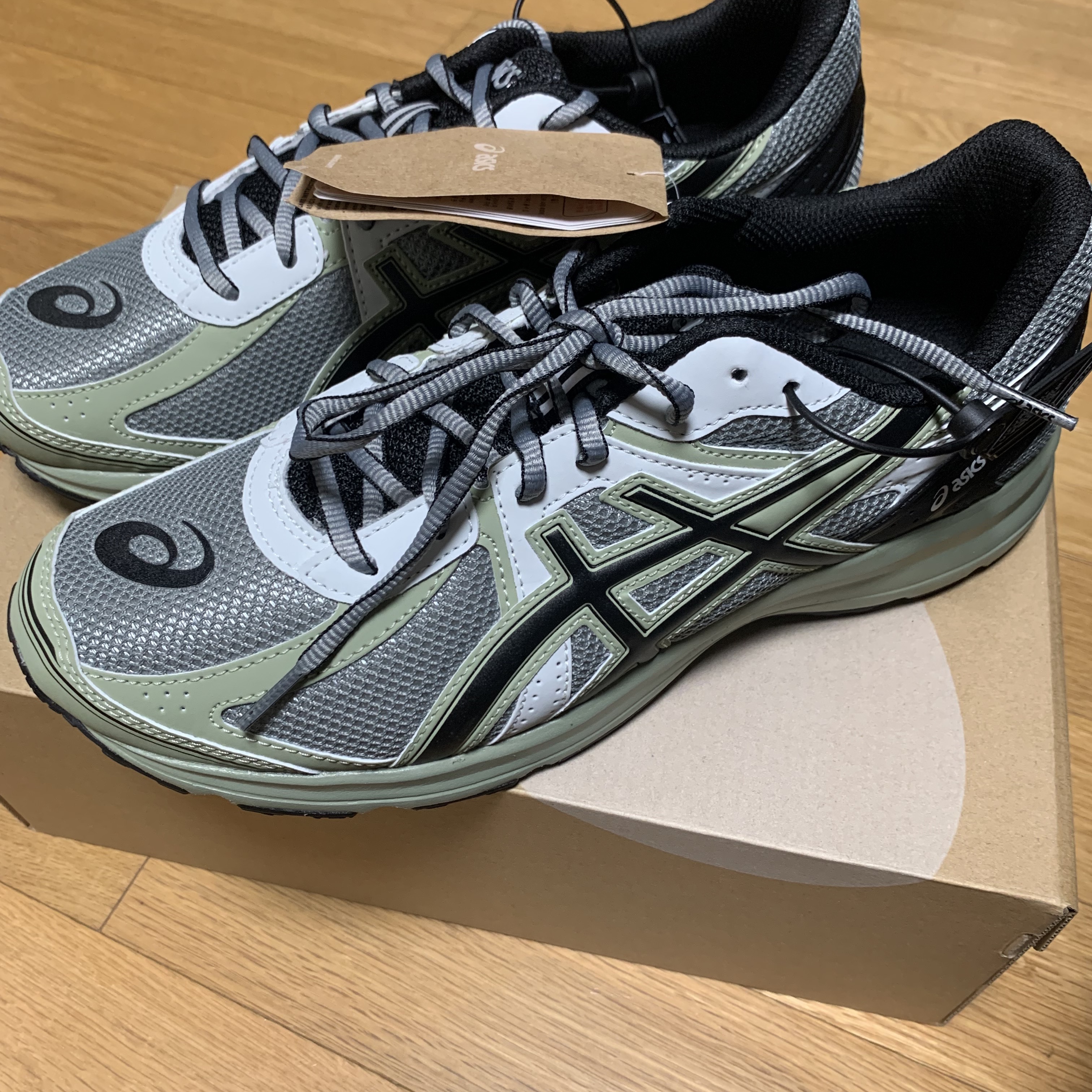 Asics Jog 100 S Sheet Rock - 2E Wide 착용 스타일