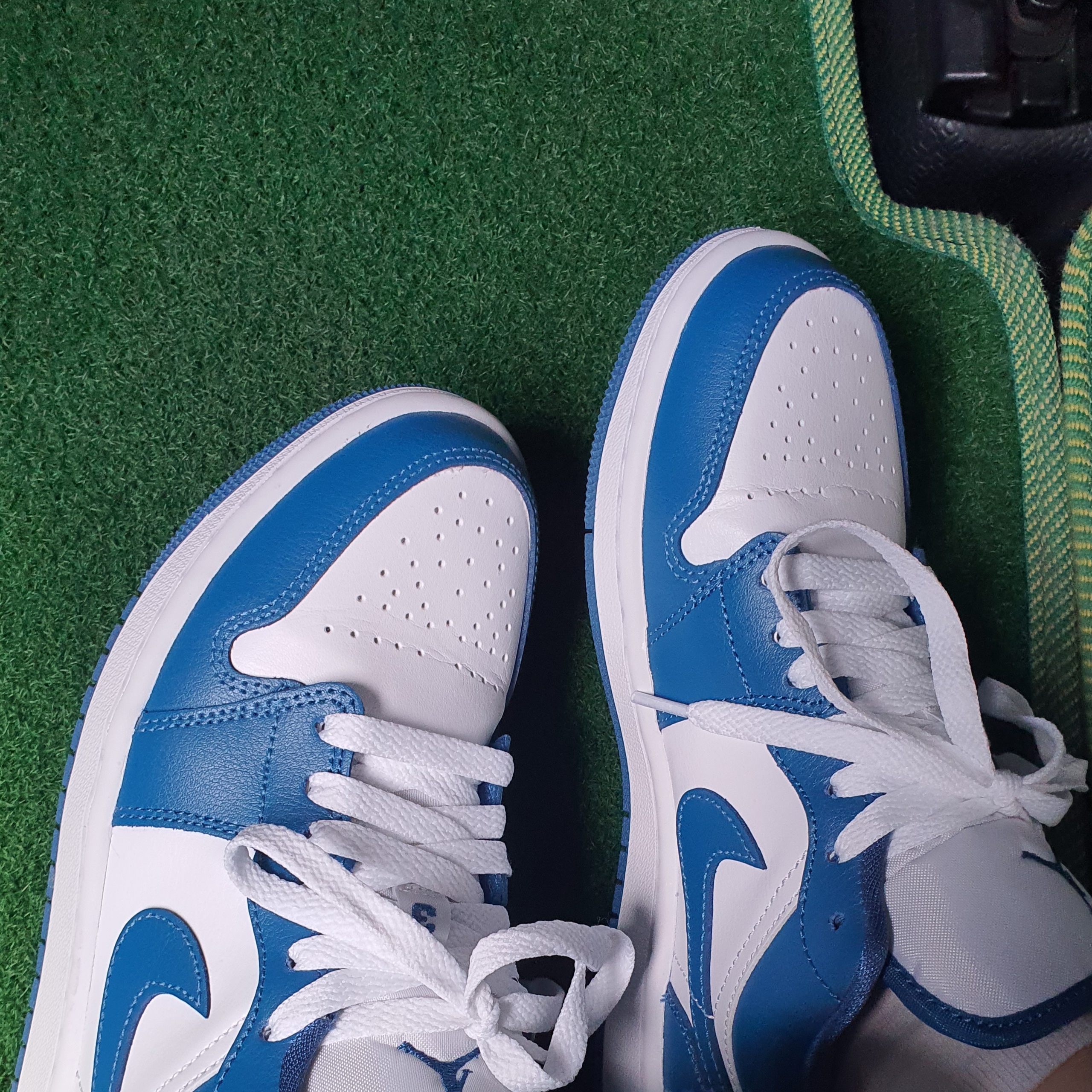 (W) Jordan 1 Low White Dark Marina Blue 착용 스타일