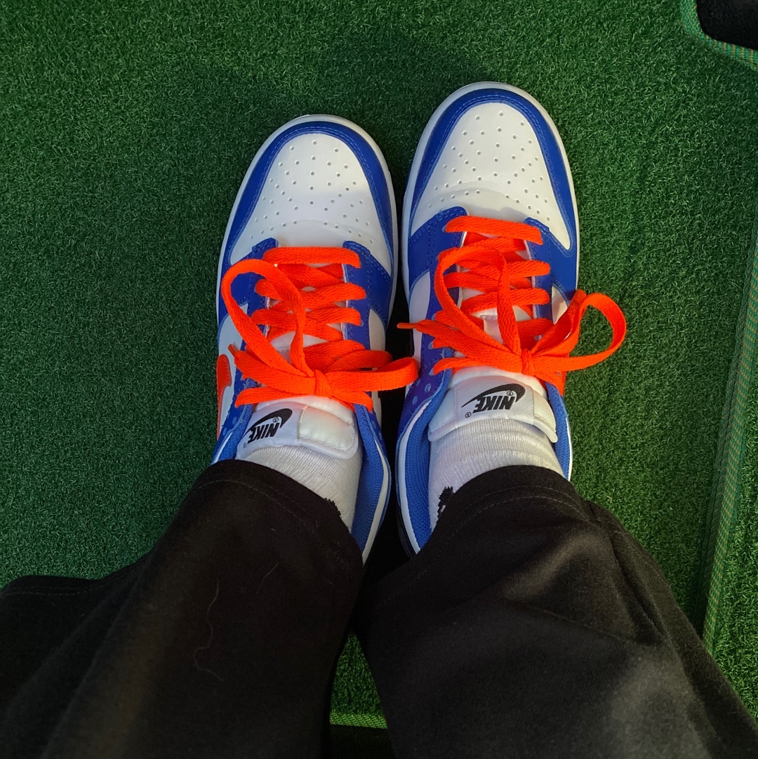 (GS) Nike Dunk Low Bright Crimson Game Royal 착용 스타일 - 1