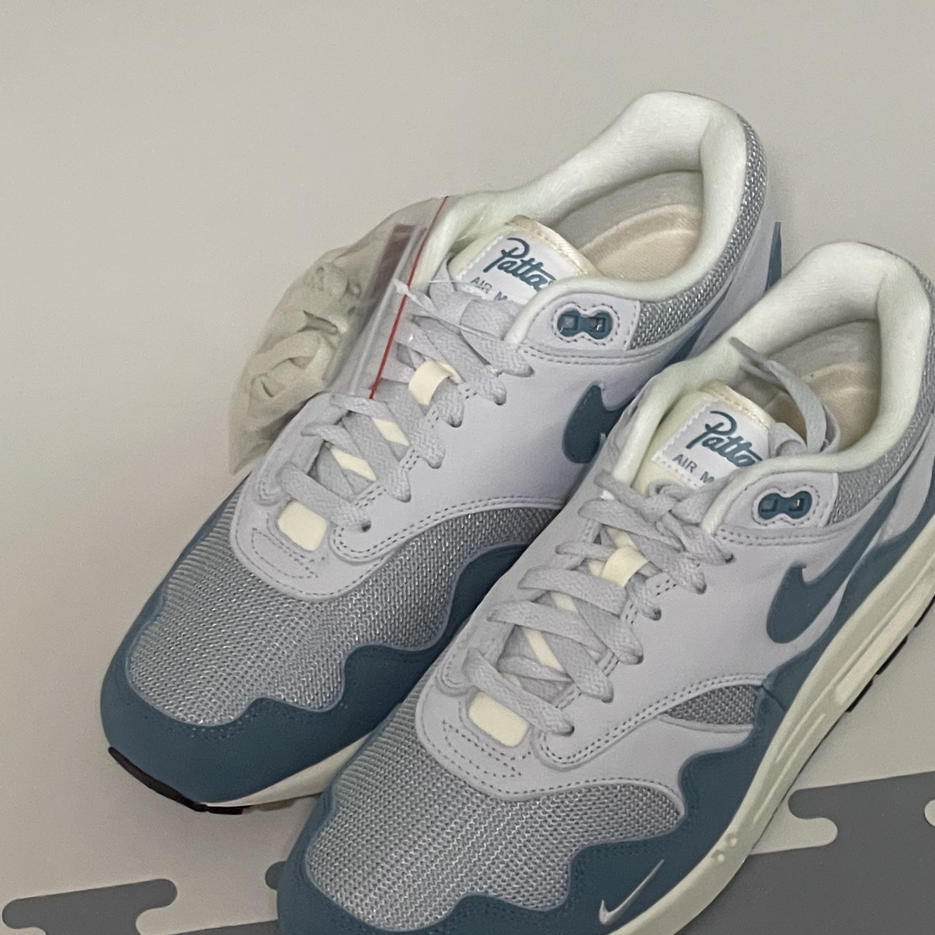 Nike x Patta Air Max 1 Noise Aqua 착용 스타일 - 2