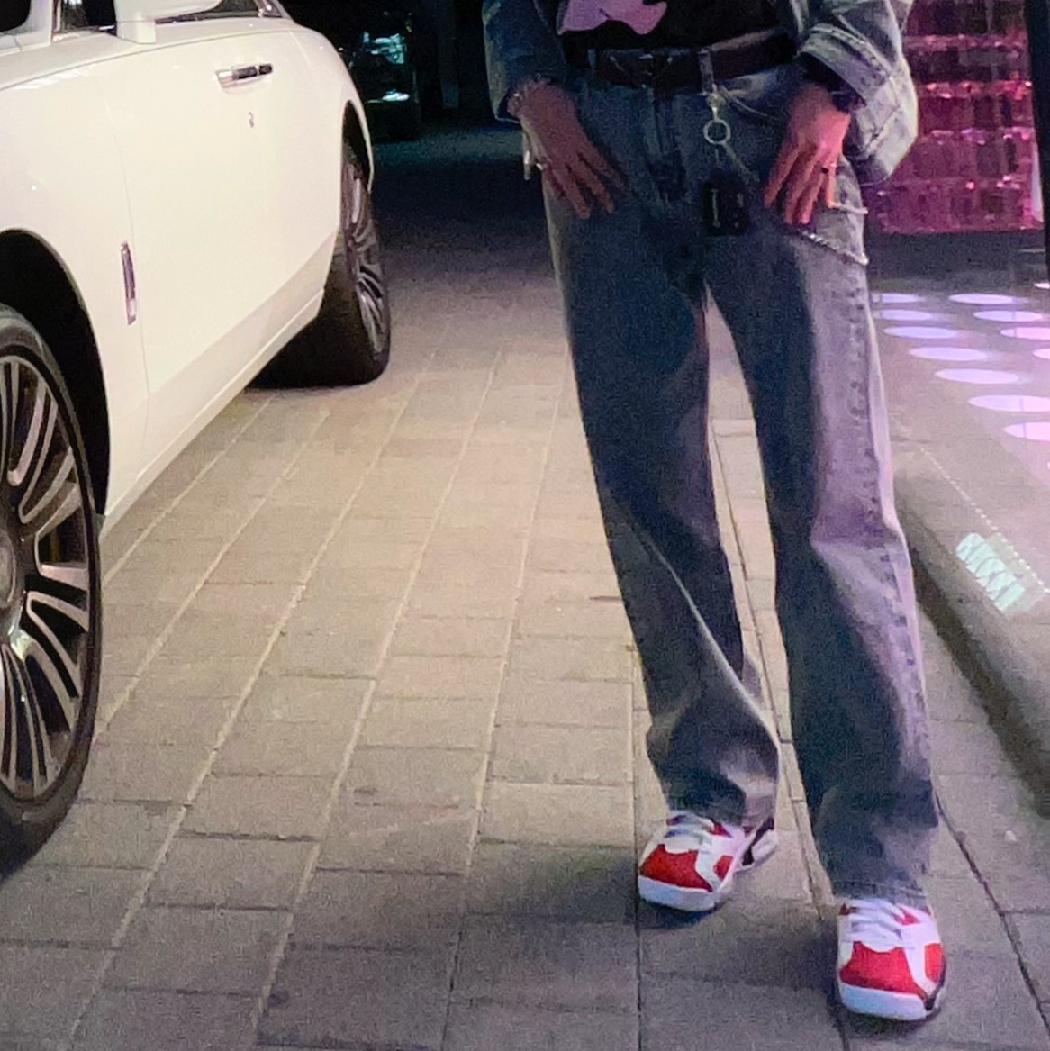 Jordan 6 Retro Carmine 2021 착용 스타일 - 2