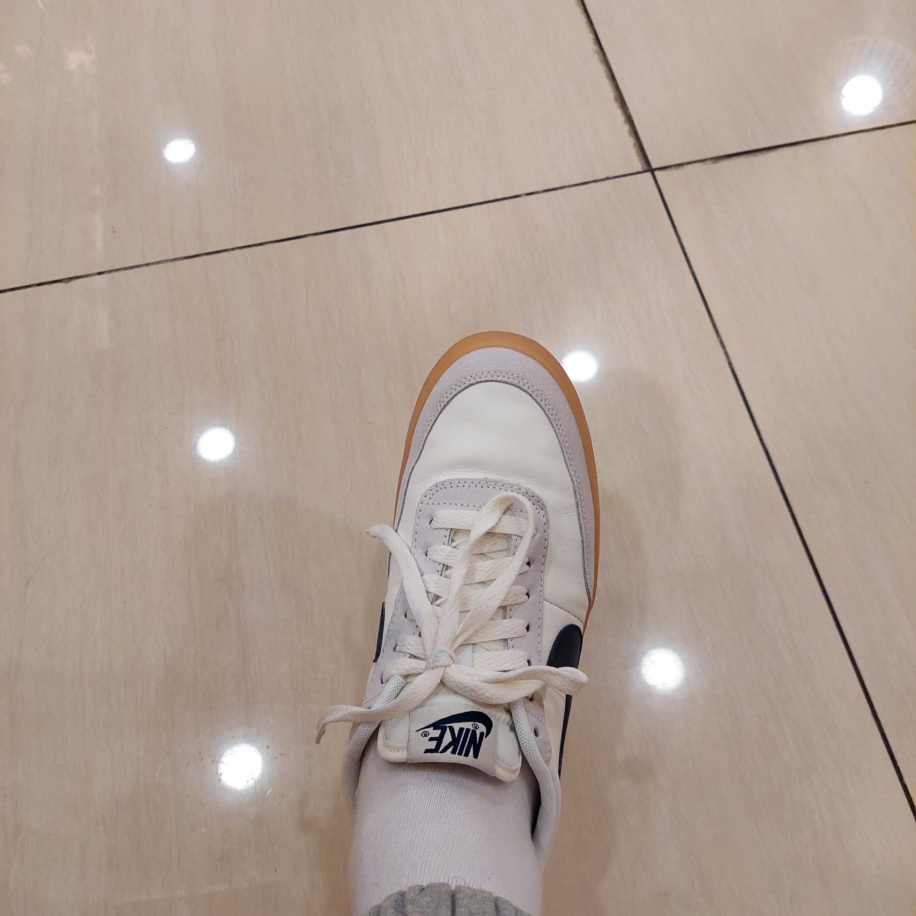 Nike x J.Crew Killshot 2 Sail Midnight Navy 착용 스타일 - 2