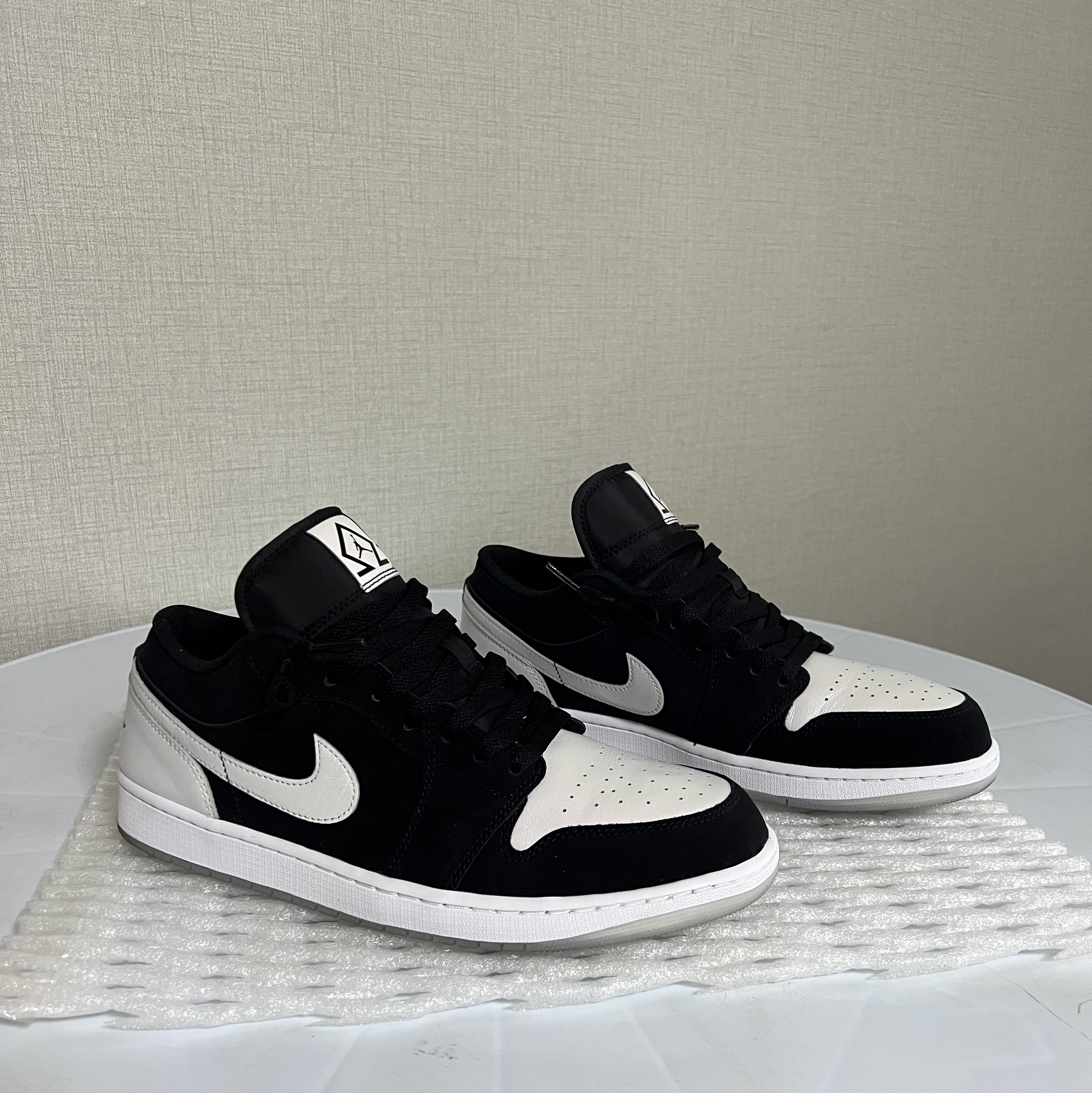 Jordan 1 Low SE Diamond 착용 스타일 - 2
