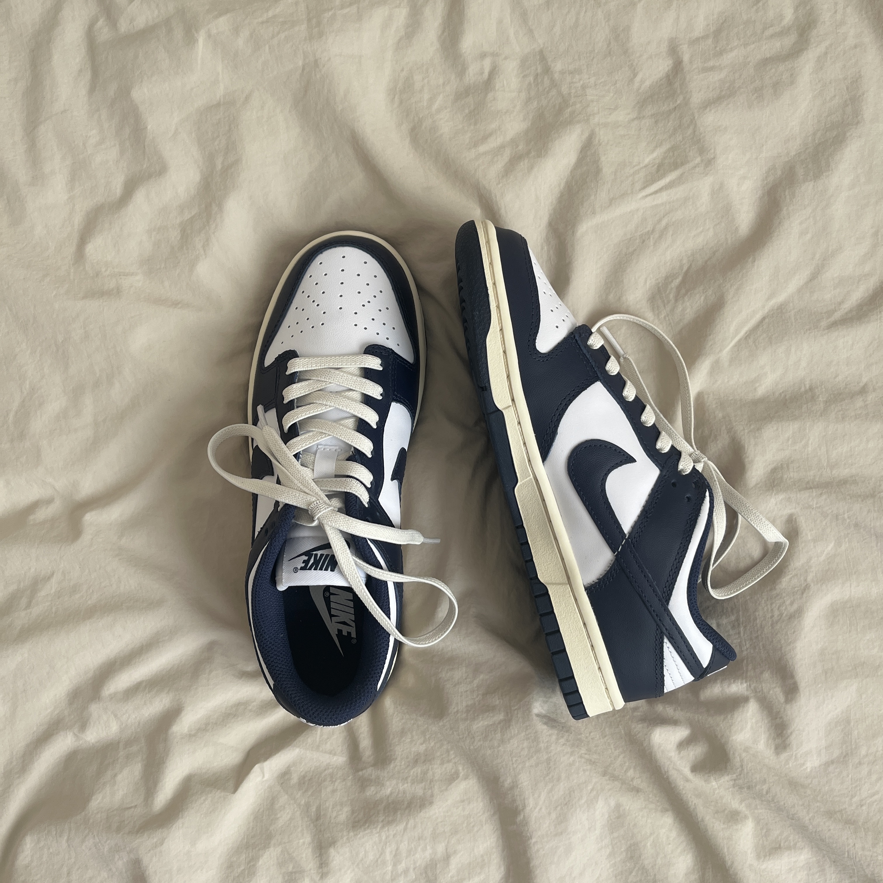 (W) Nike Dunk Low Vintage Midnight Navy 착용 스타일