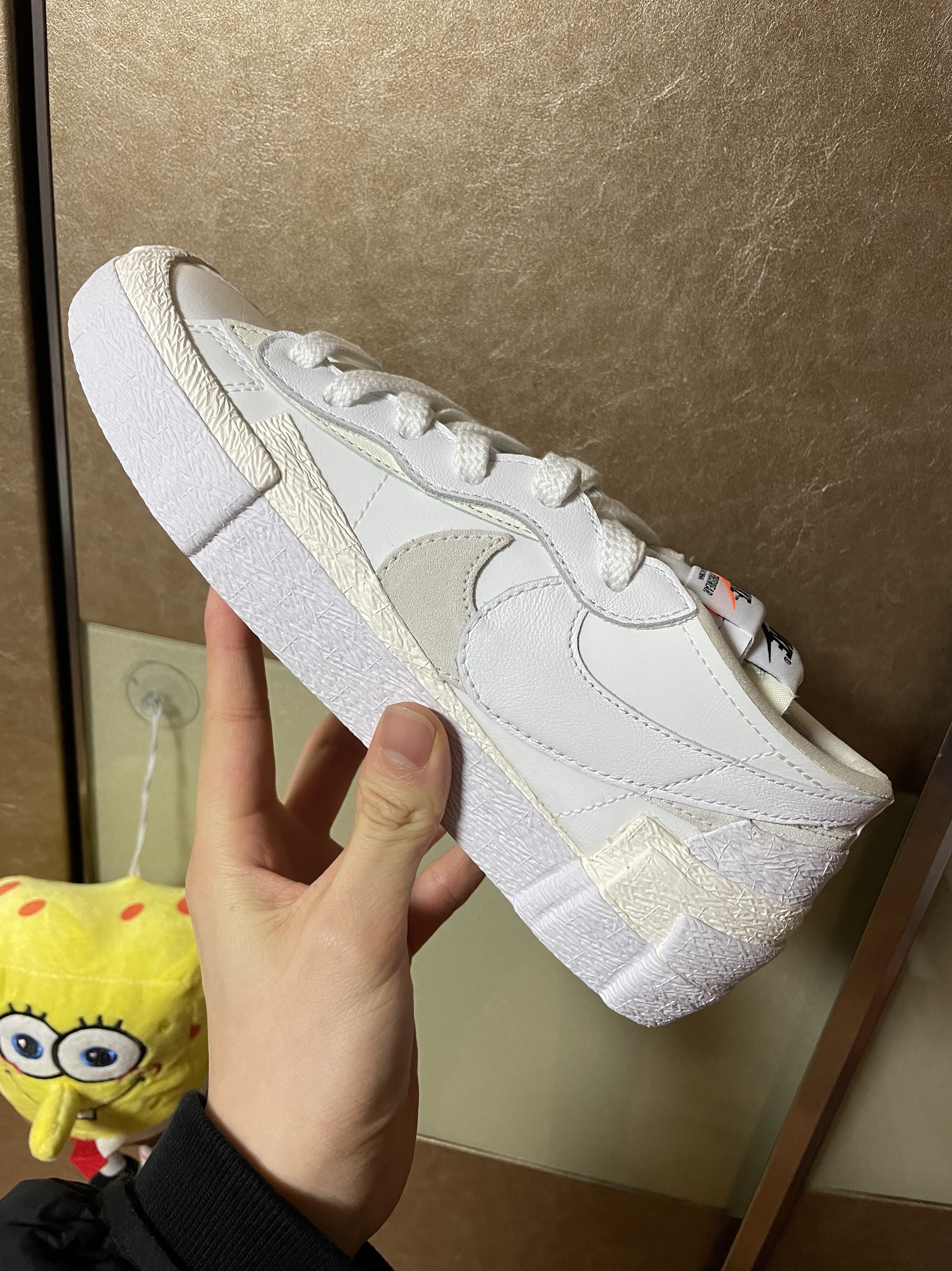 Nike x Sacai Blazer Low White Patent Leather 착용 스타일