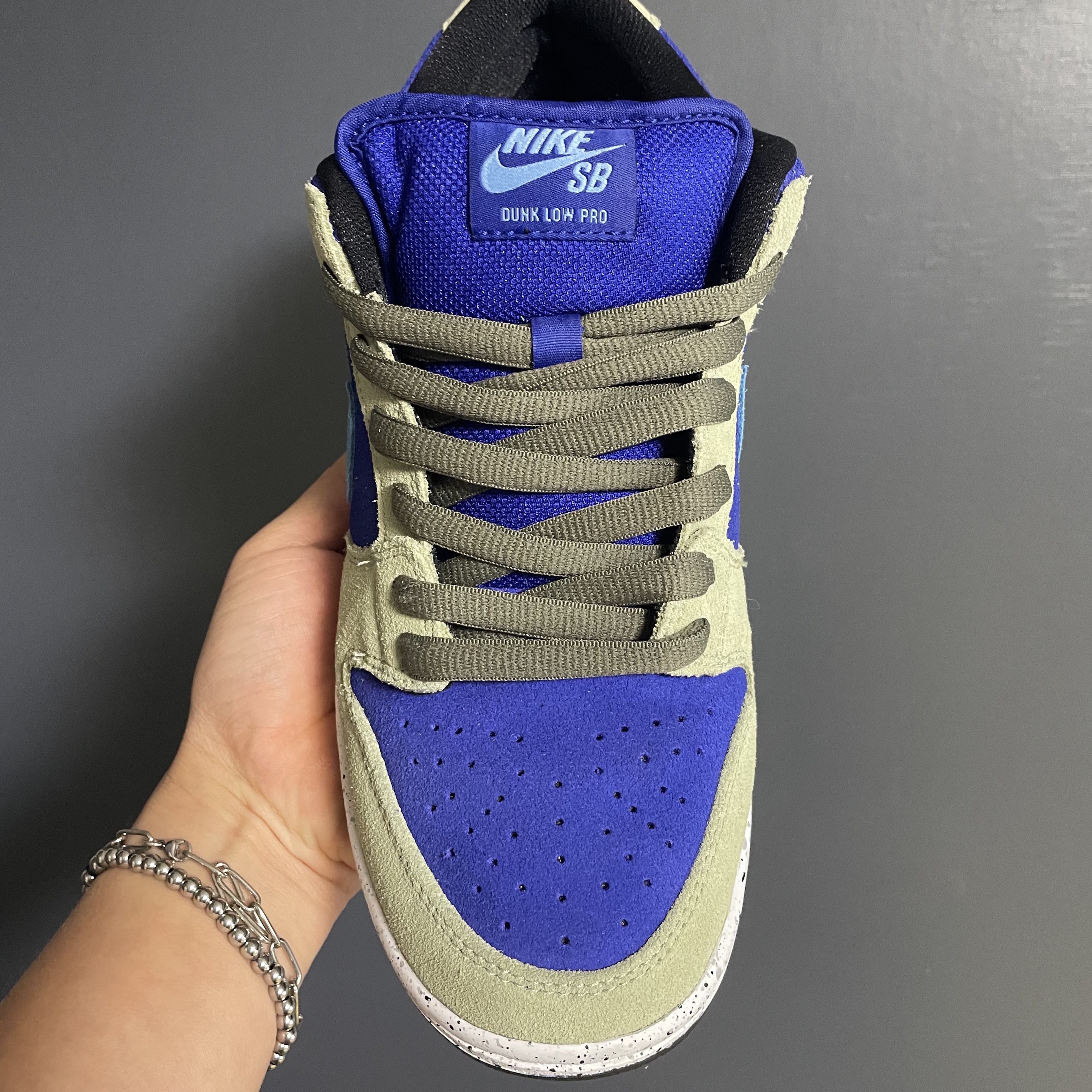 Nike SB Dunk Low Pro Celadon 착용 스타일 - 2