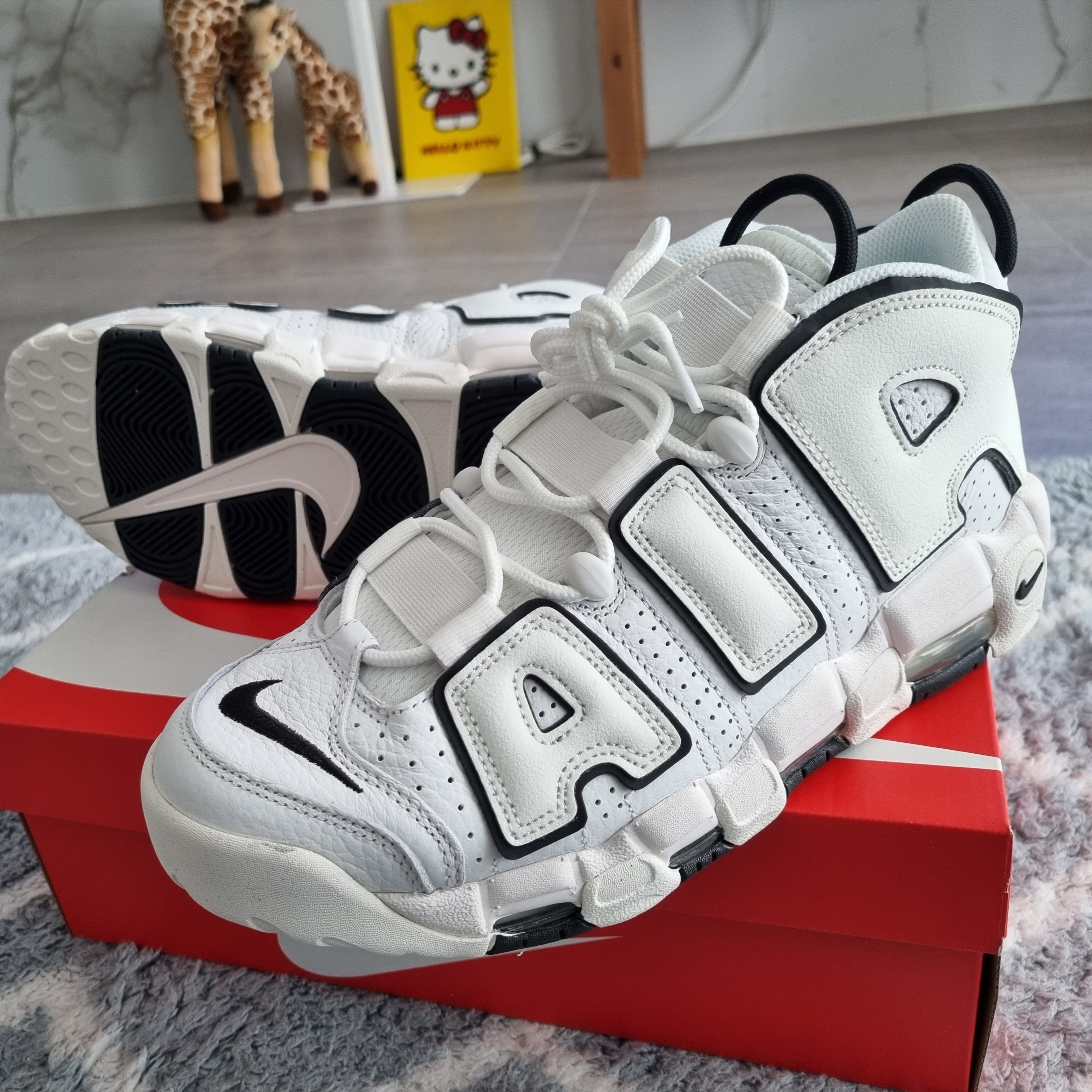 (W) Nike Air More Uptempo Summit White 착용 스타일