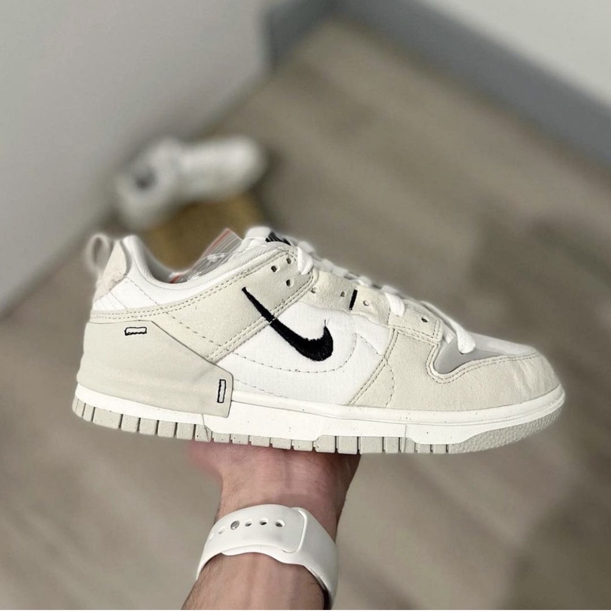 (W) Nike Dunk Low Disrupt 2 White Light Bone 착용 스타일 - 1
