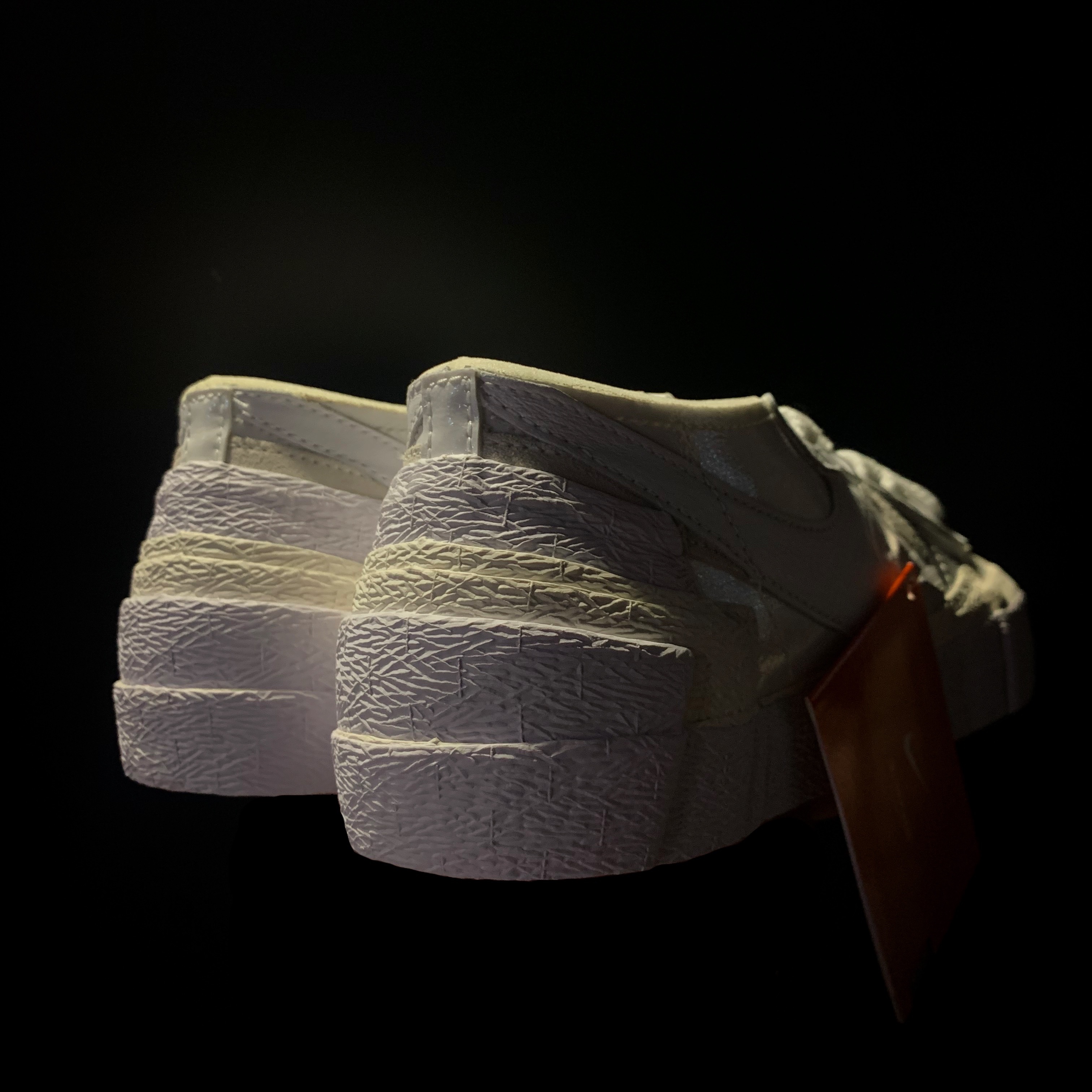 Nike x Sacai Blazer Low White Patent Leather 착용 스타일 - 4