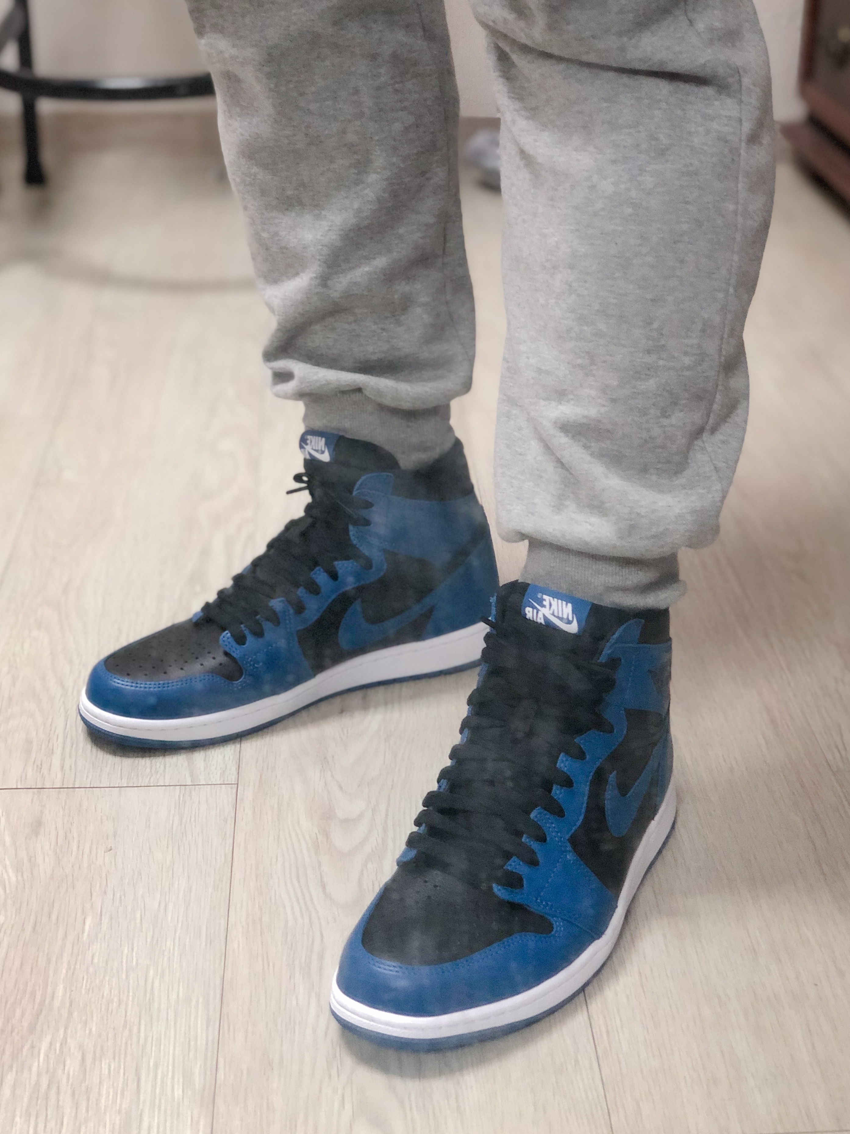 Jordan 1 Retro High OG Dark Marina Blue 착용 스타일