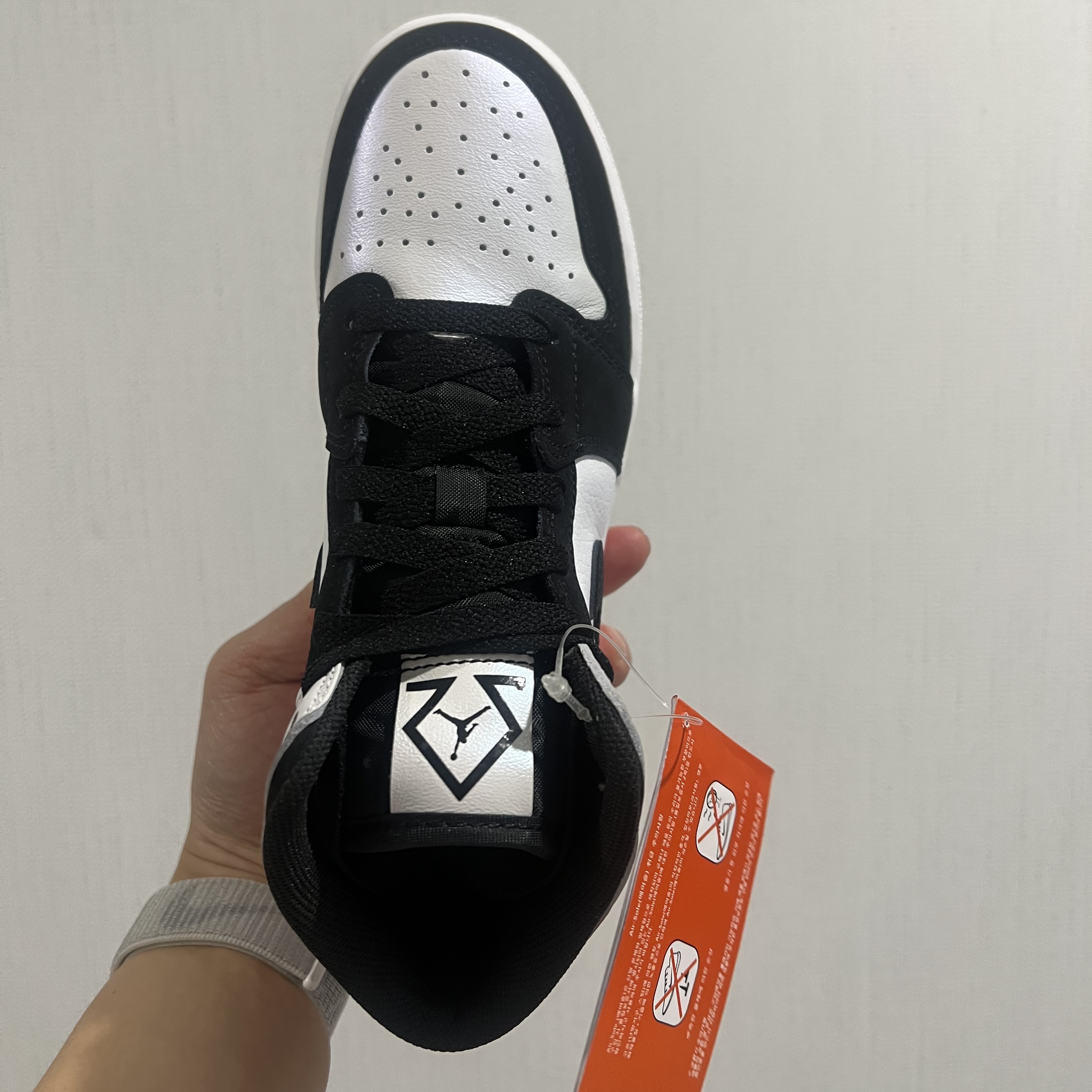 (GS) Jordan 1 Mid SE Diamond 착용 스타일 - 3