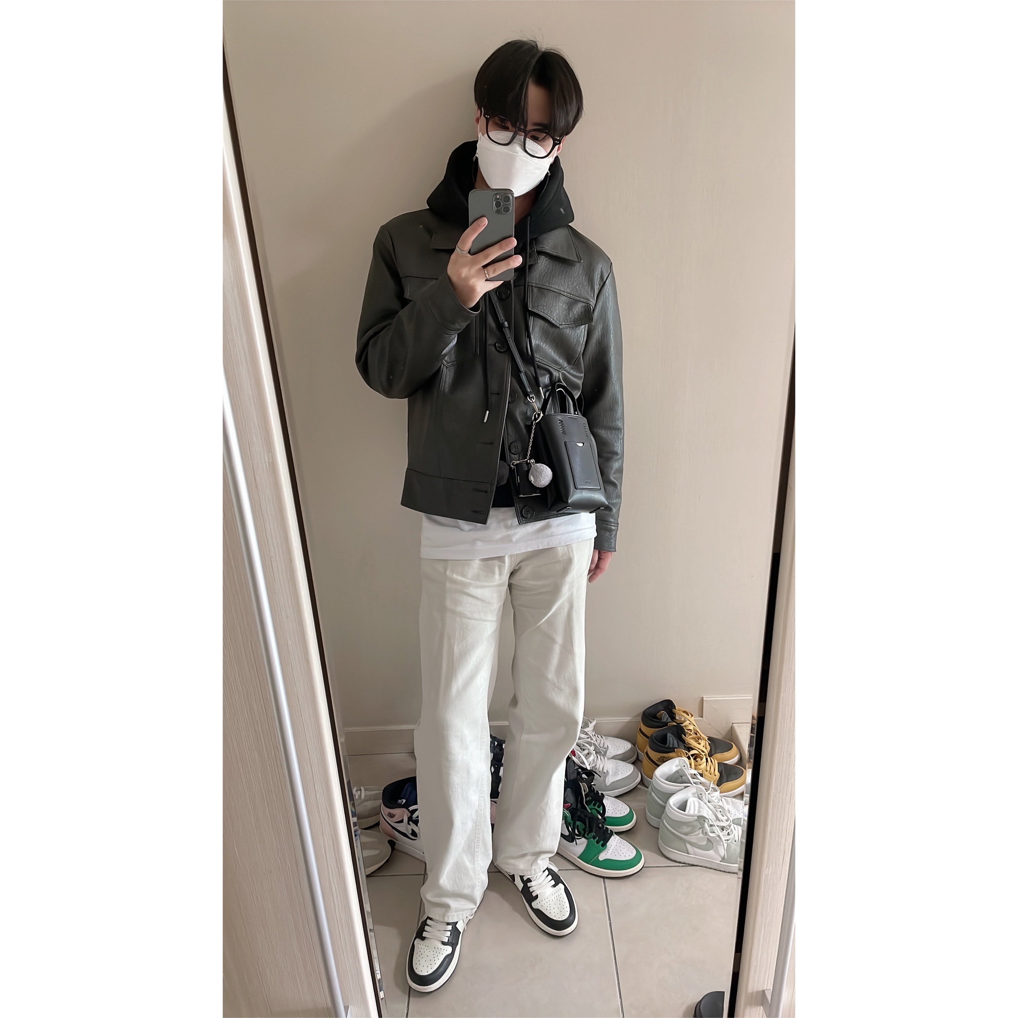 Jordan 1 Retro High OG Black Mocha 착용 스타일