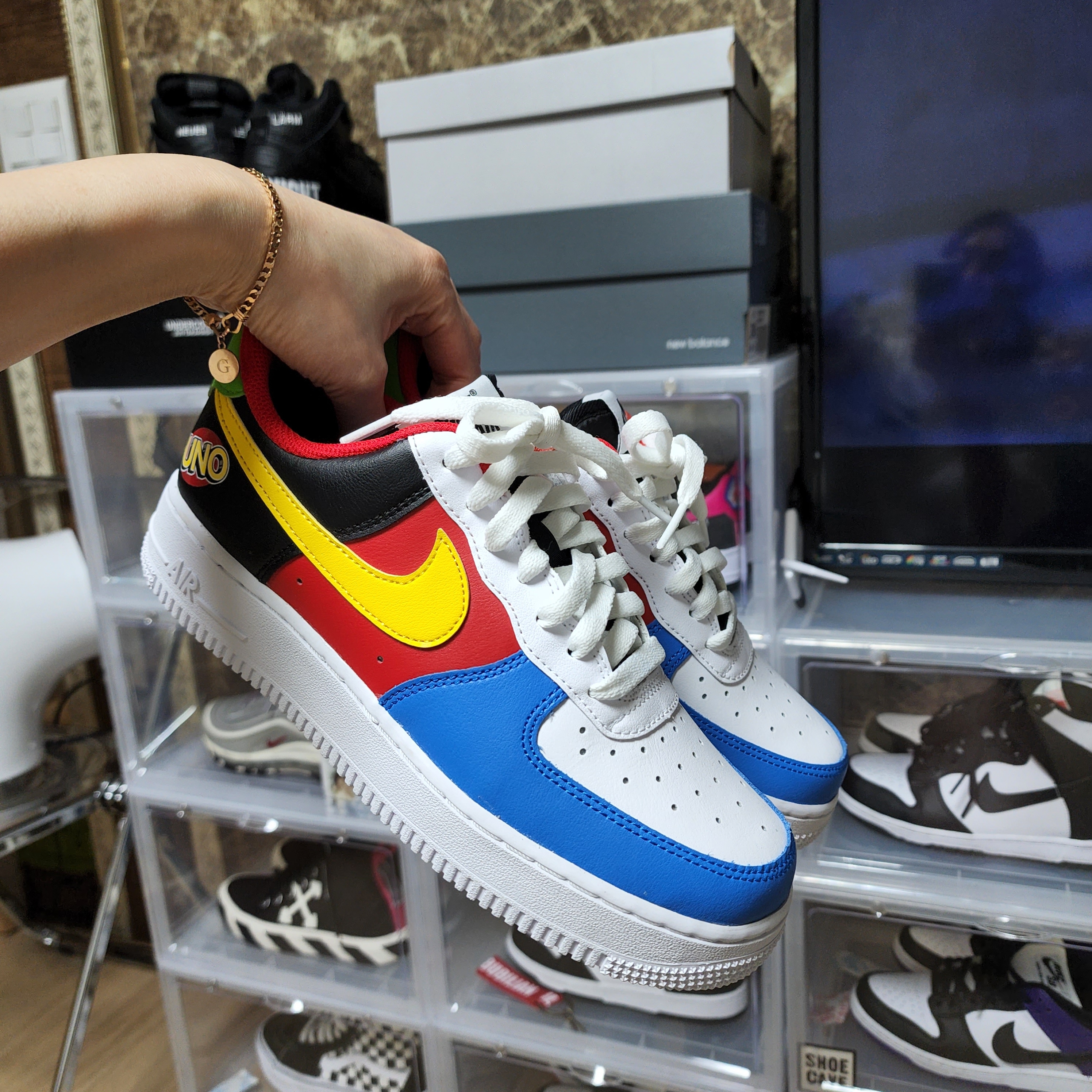 Nike x UNO Air Force 1 '07 QS White Yellow Zest 착용 스타일 - 2