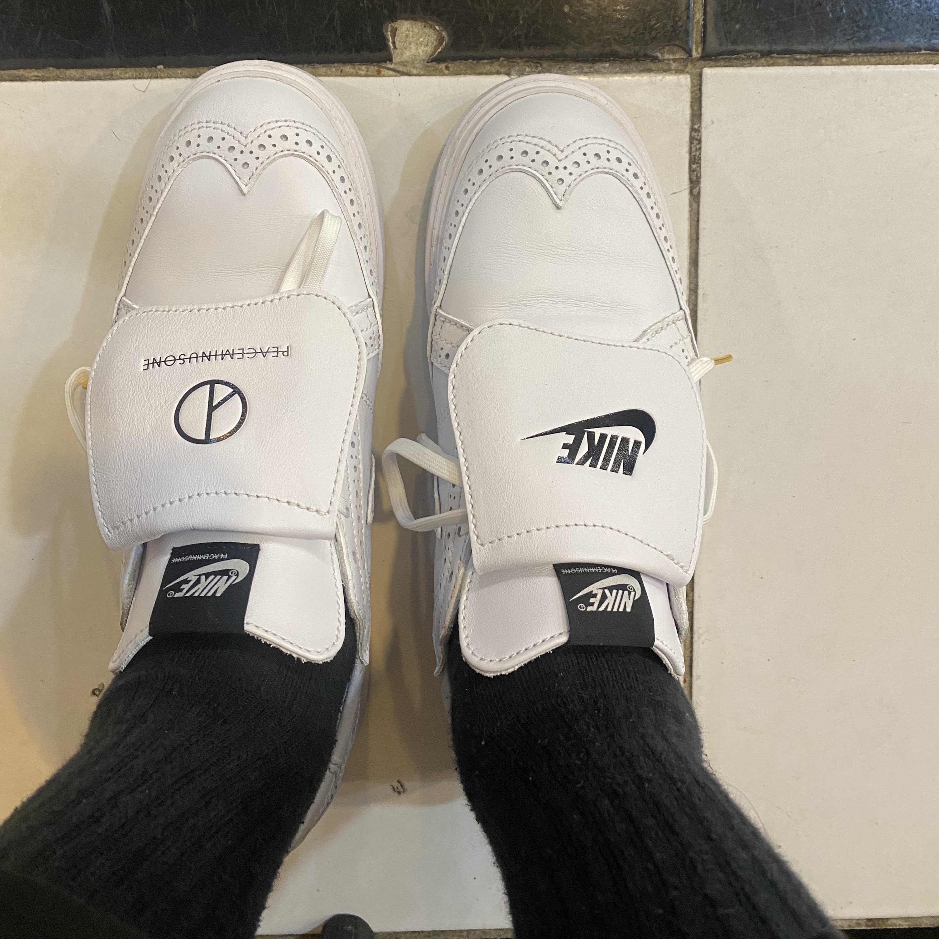 Nike x Peaceminusone Kwondo1 White 착용 스타일 - 1